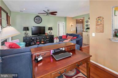 FOUNDERS WALK - Residential Lease