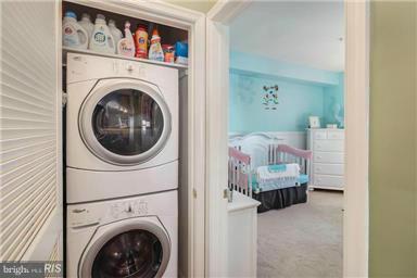 FOUNDERS WALK - Residential Lease