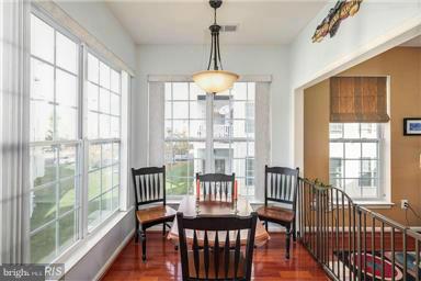 FOUNDERS WALK - Residential Lease