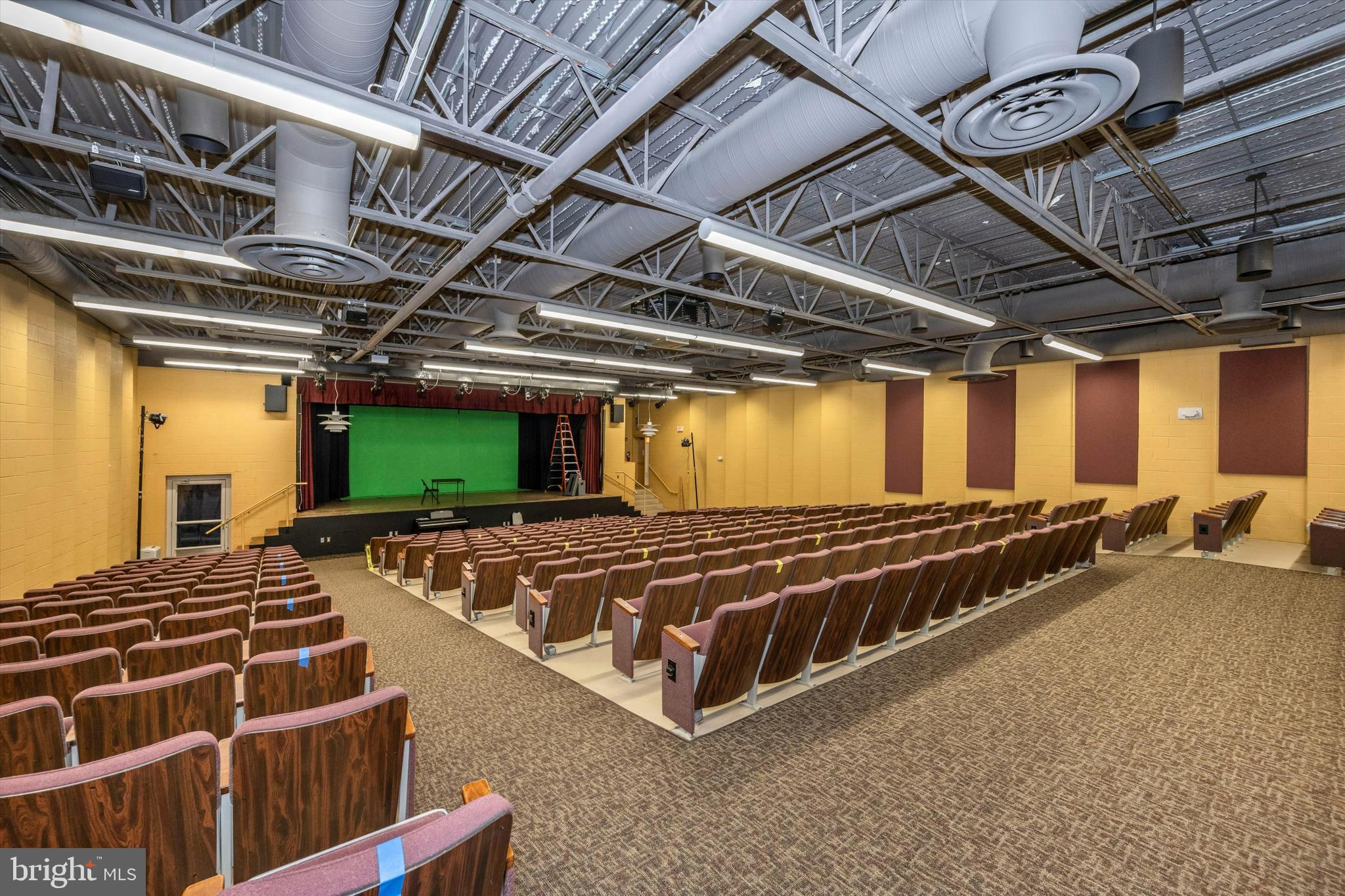 ROSSMOOR MUTUAL #13 - Residential