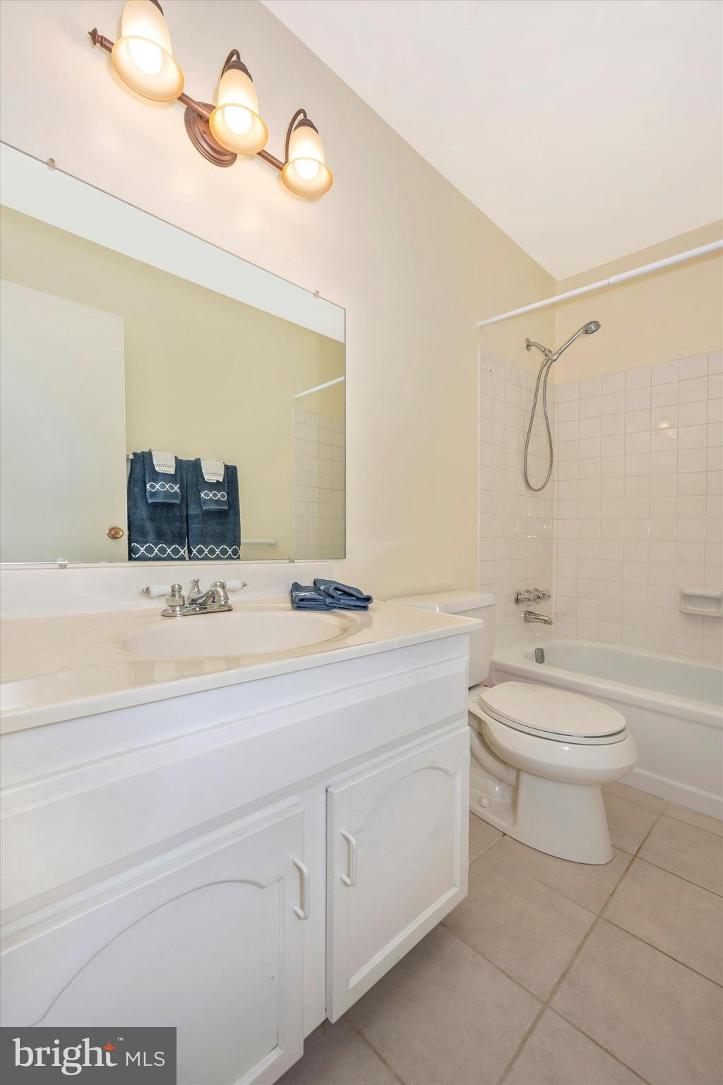 ROSSMOOR MUTUAL #13 - Residential