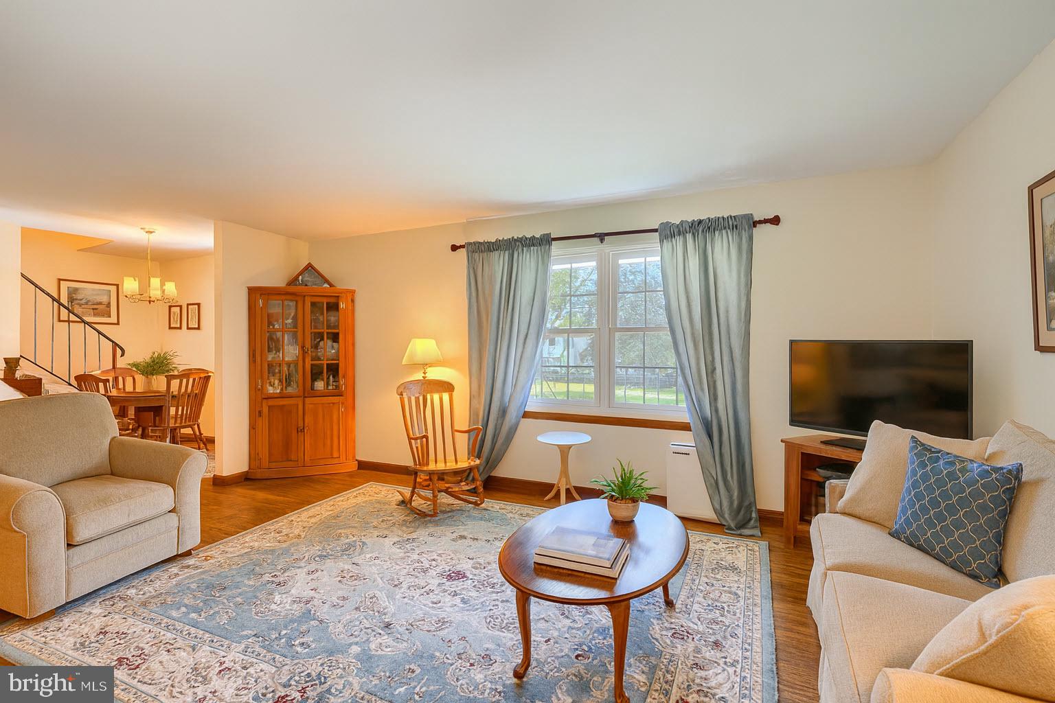 RIDGE GROVE - Residential