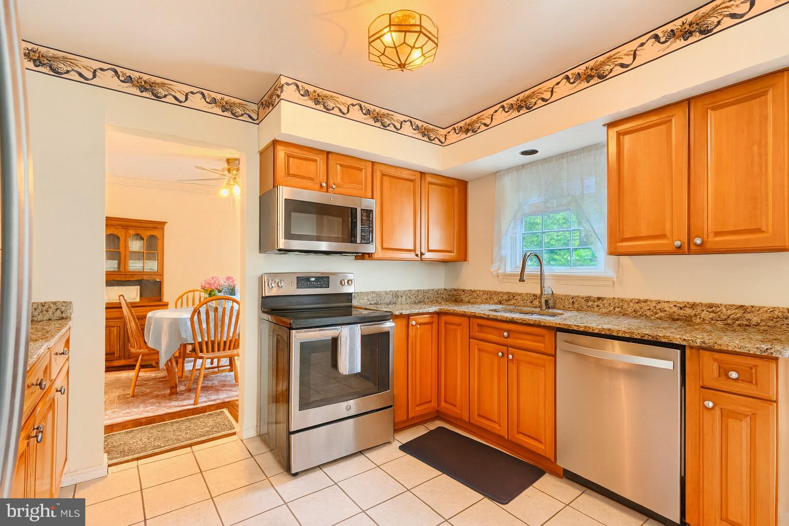 RIDGE GROVE - Residential