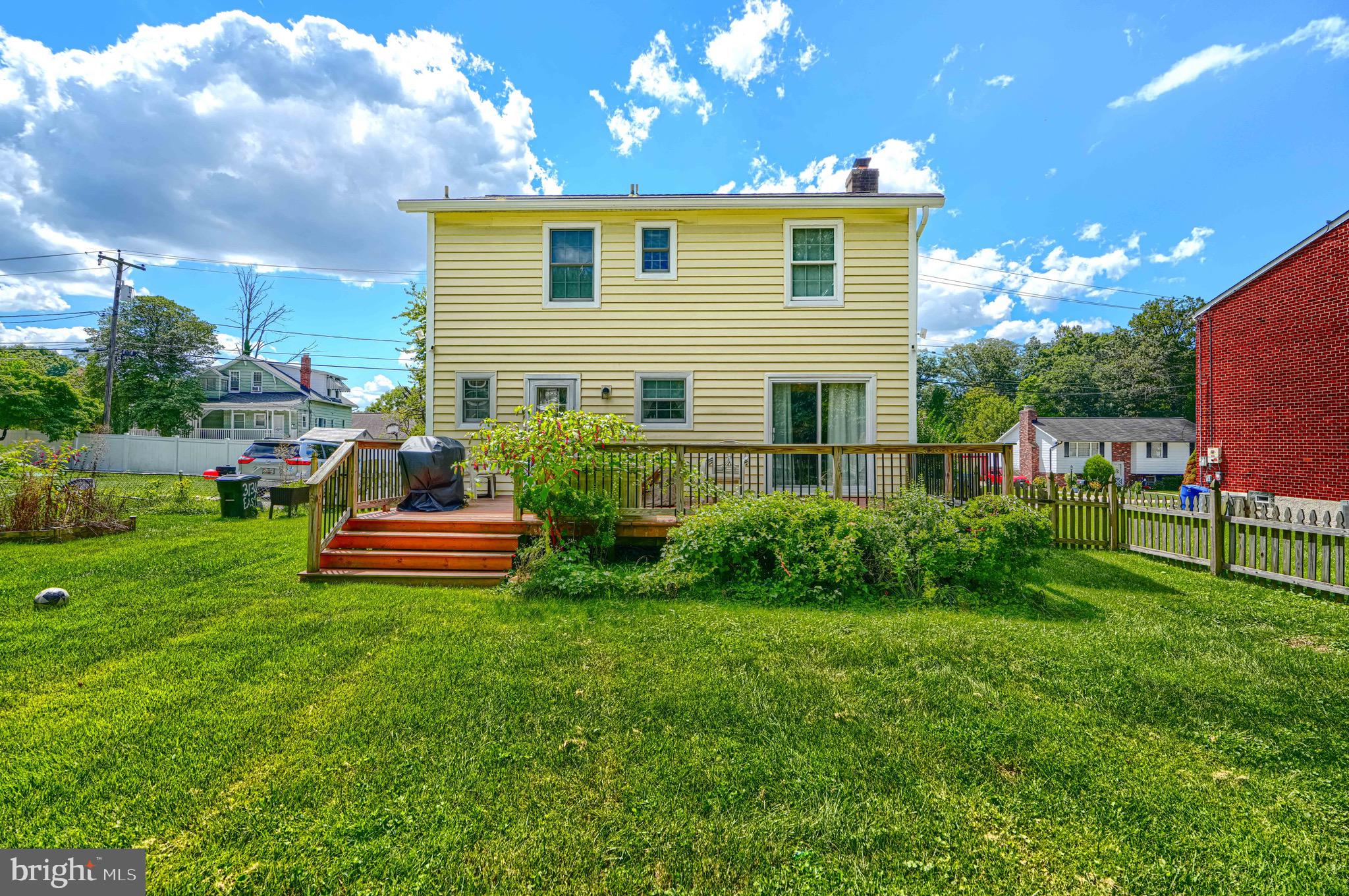 RIDGE GROVE - Residential