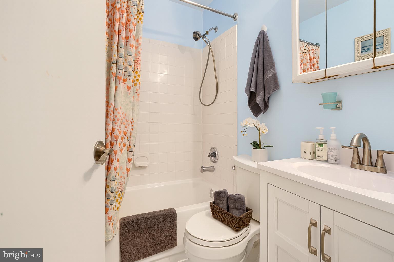 RIDGE GROVE - Residential