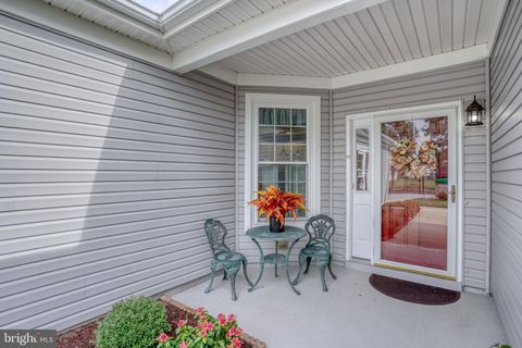 Photo of 415 Morning Glory Lane, MIDDLETOWN, DE 19709 (MLS # DENC2090086)