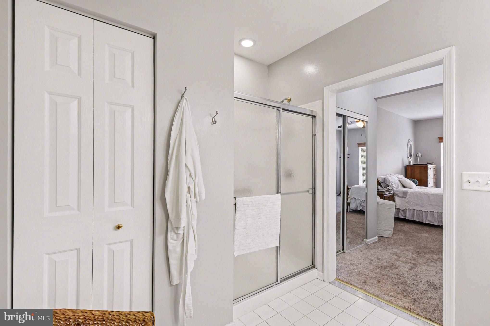 HEARTHSTONE AT VILLAGE SQUARE - Residential