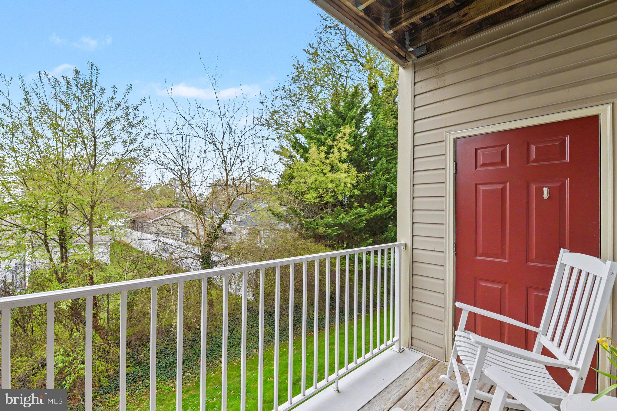 HEARTHSTONE AT VILLAGE SQUARE - Residential