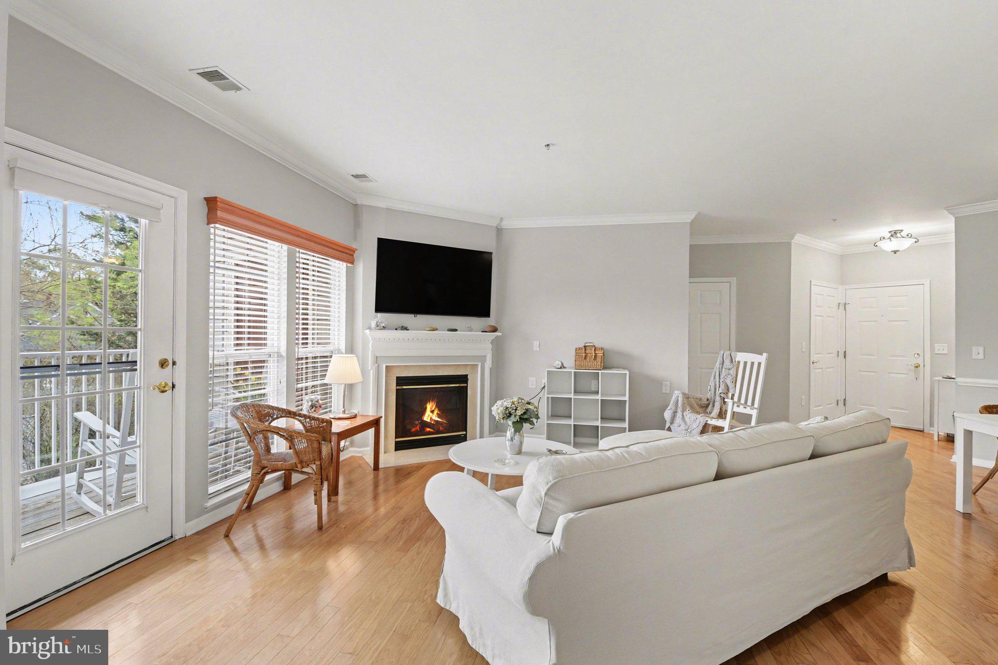 HEARTHSTONE AT VILLAGE SQUARE - Residential