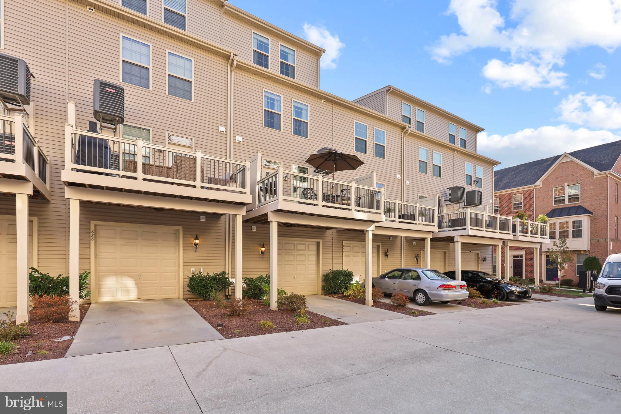 O'DONNELL SQUARE - Residential