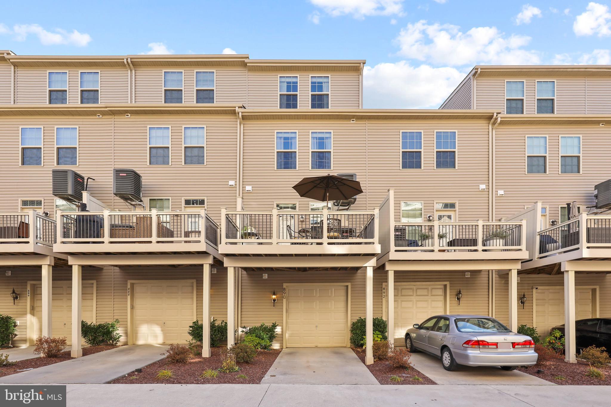 O'DONNELL SQUARE - Residential