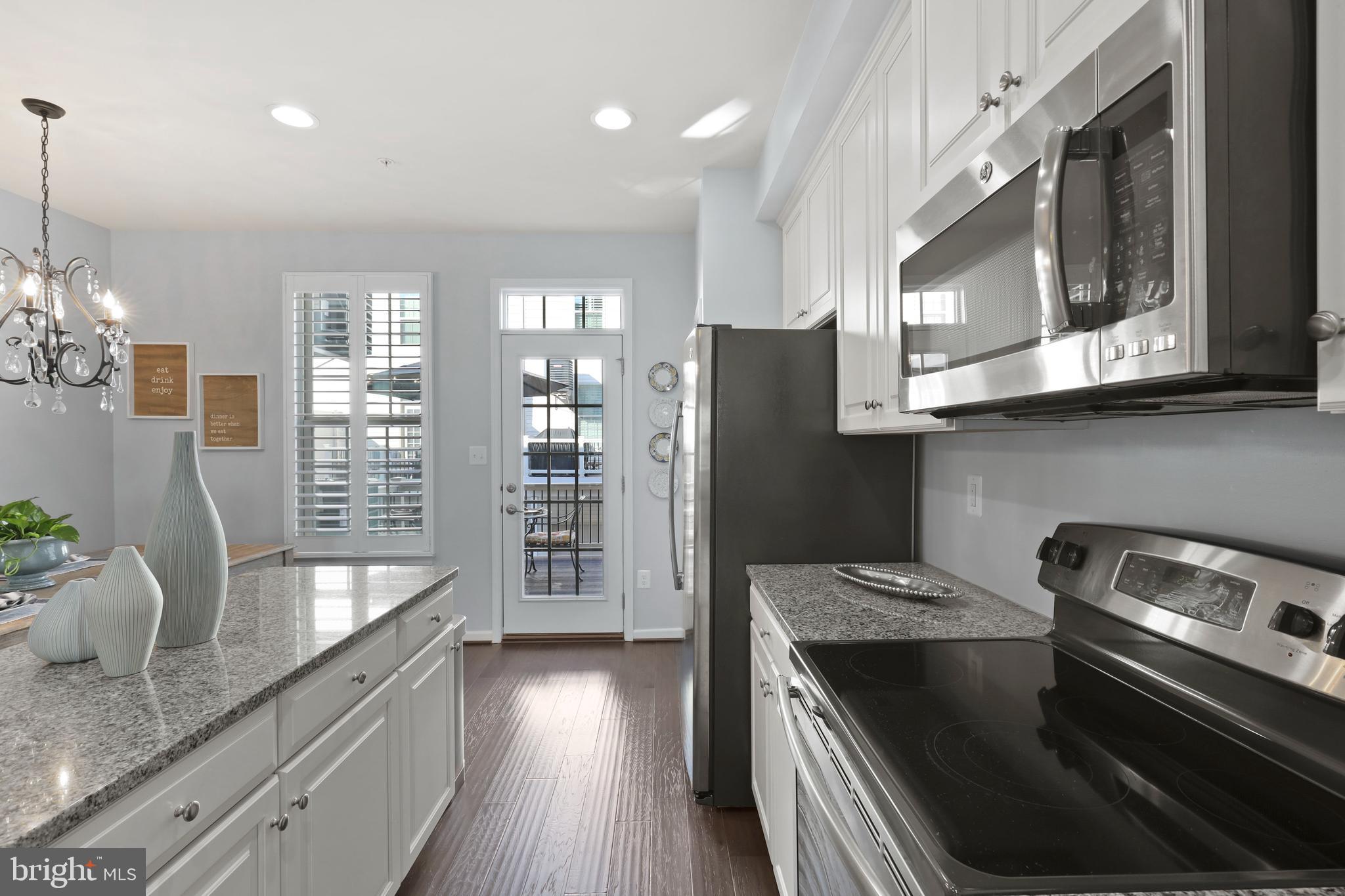 O'DONNELL SQUARE - Residential