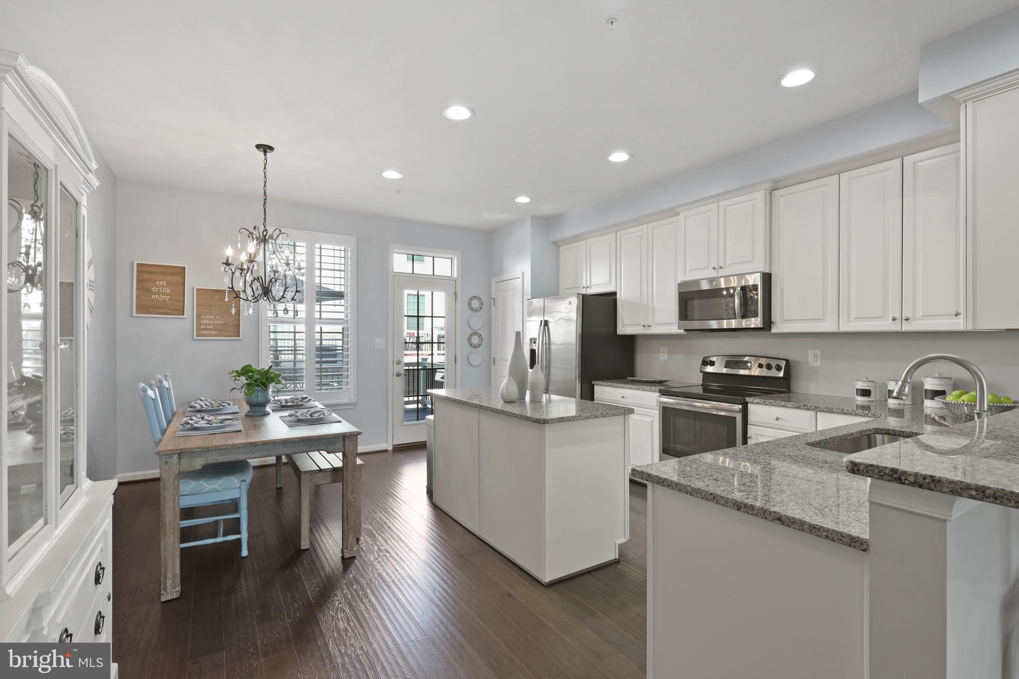 O'DONNELL SQUARE - Residential