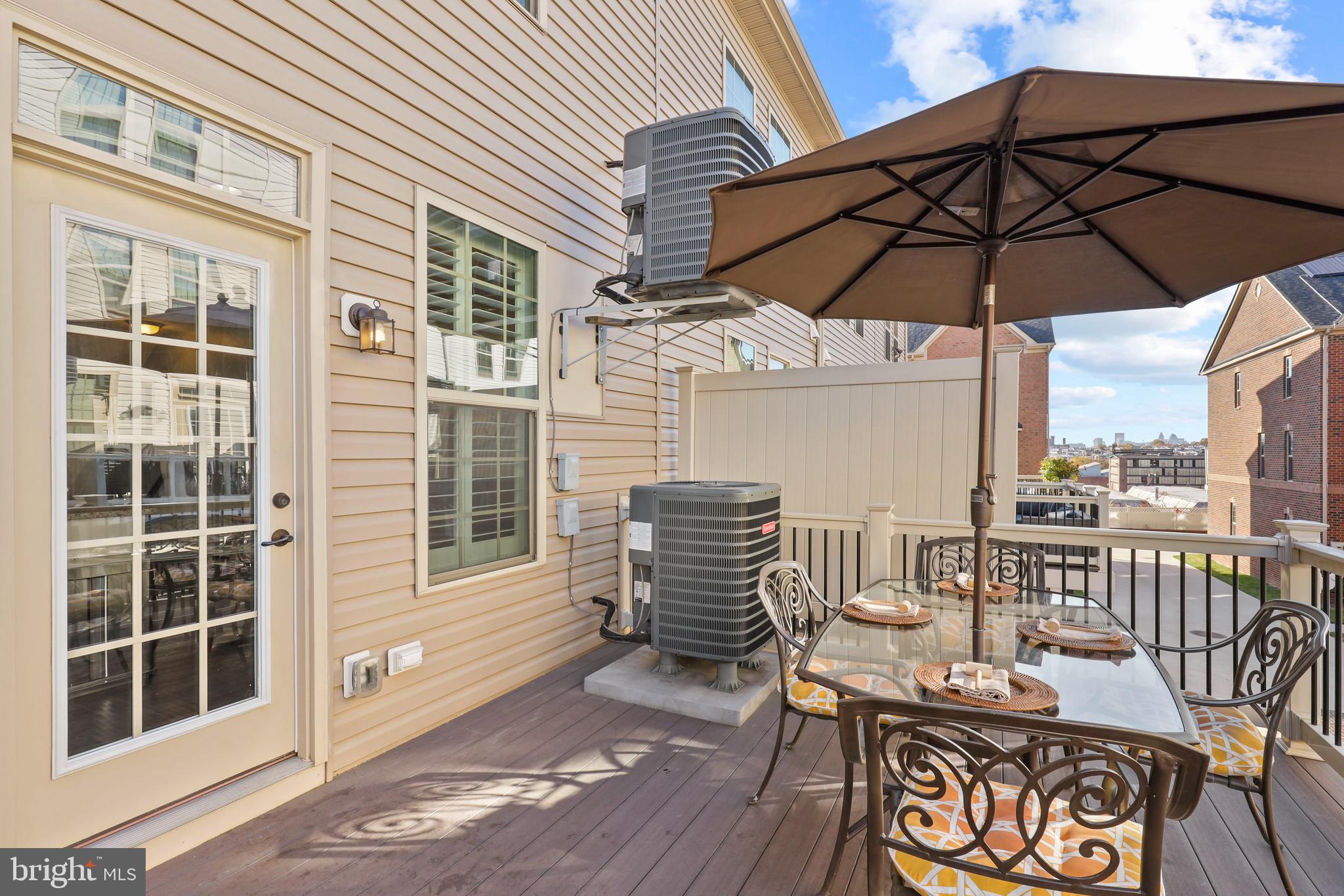 O'DONNELL SQUARE - Residential