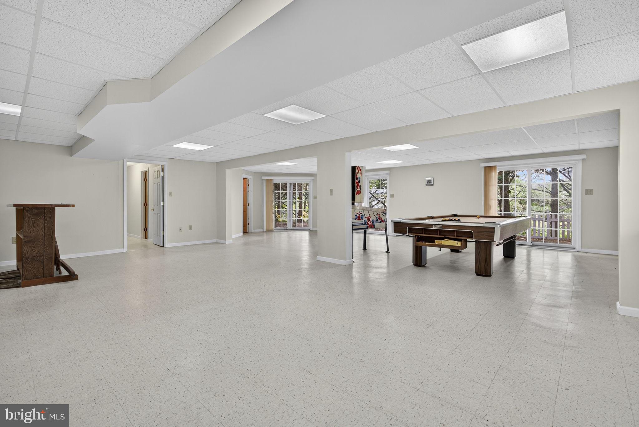 OAKDALE CROSSING - Residential