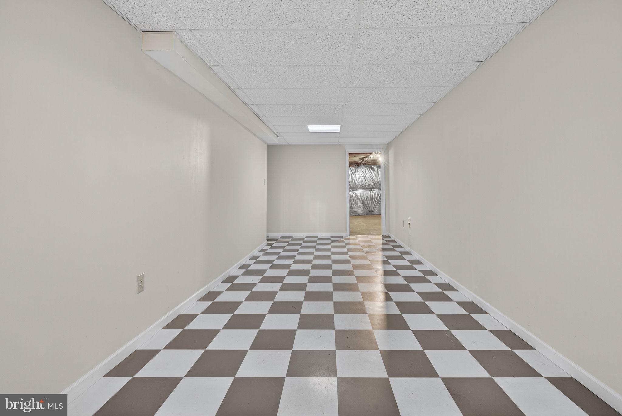 OAKDALE CROSSING - Residential