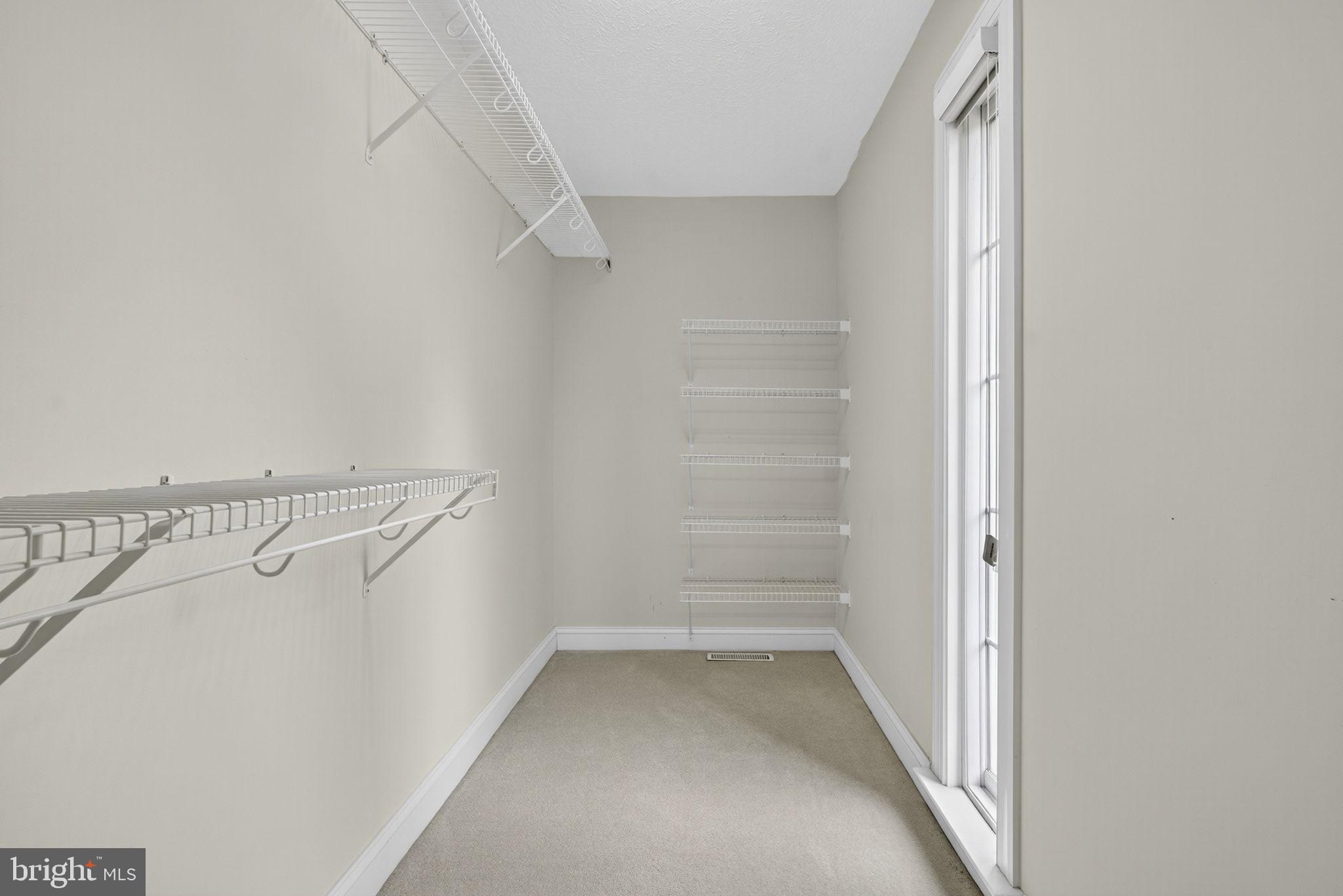 OAKDALE CROSSING - Residential