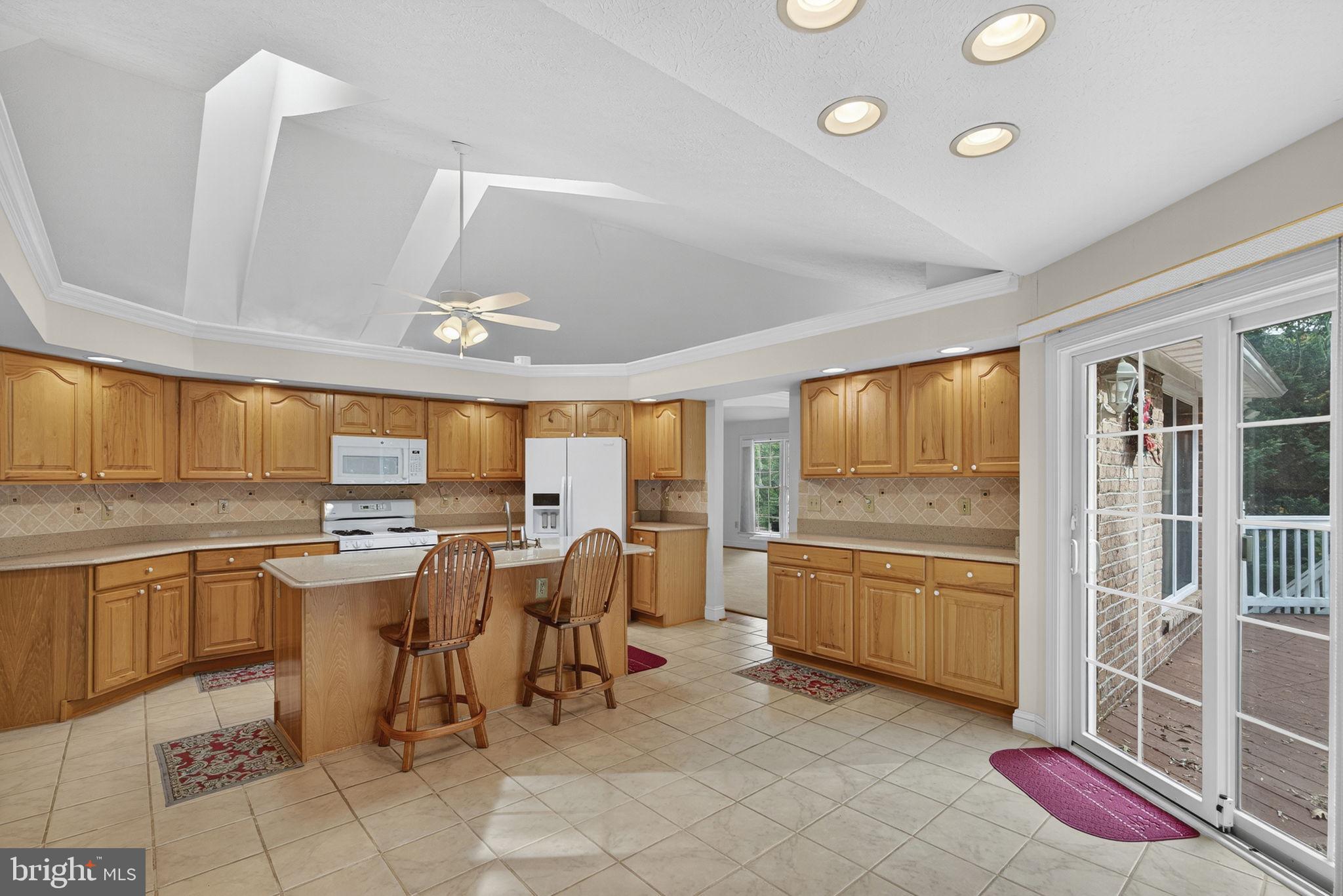 OAKDALE CROSSING - Residential