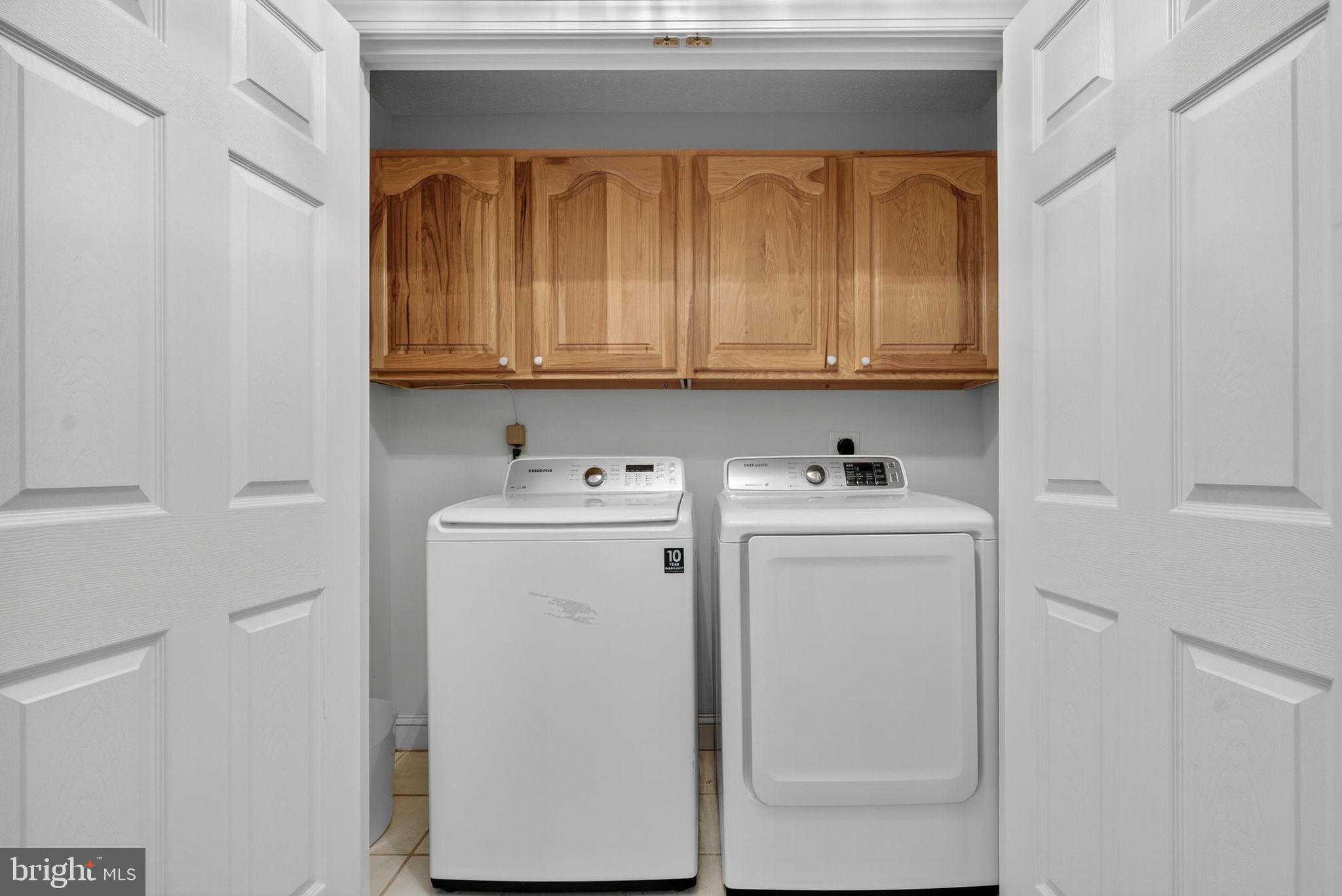 OAKDALE CROSSING - Residential