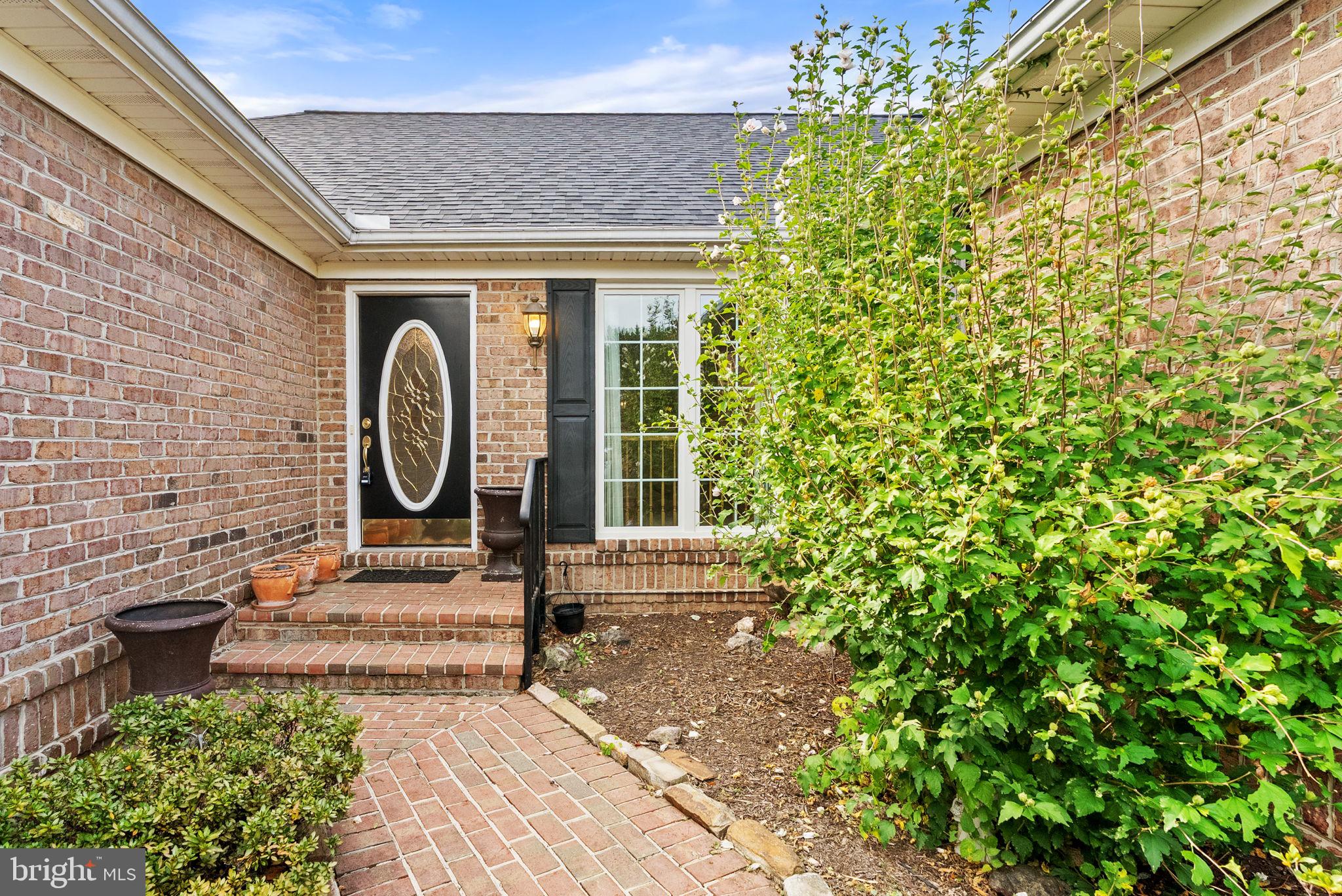 OAKDALE CROSSING - Residential