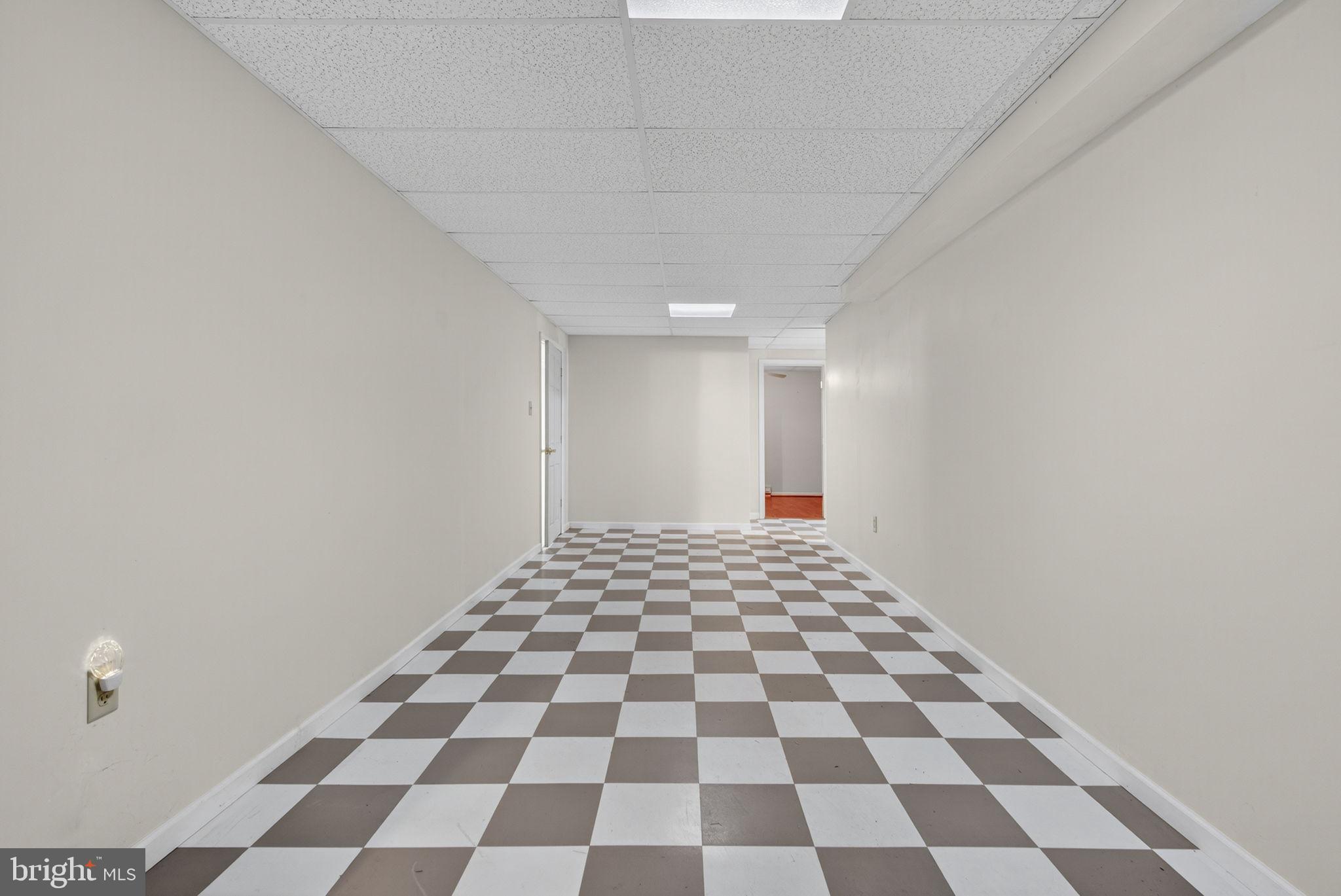 OAKDALE CROSSING - Residential