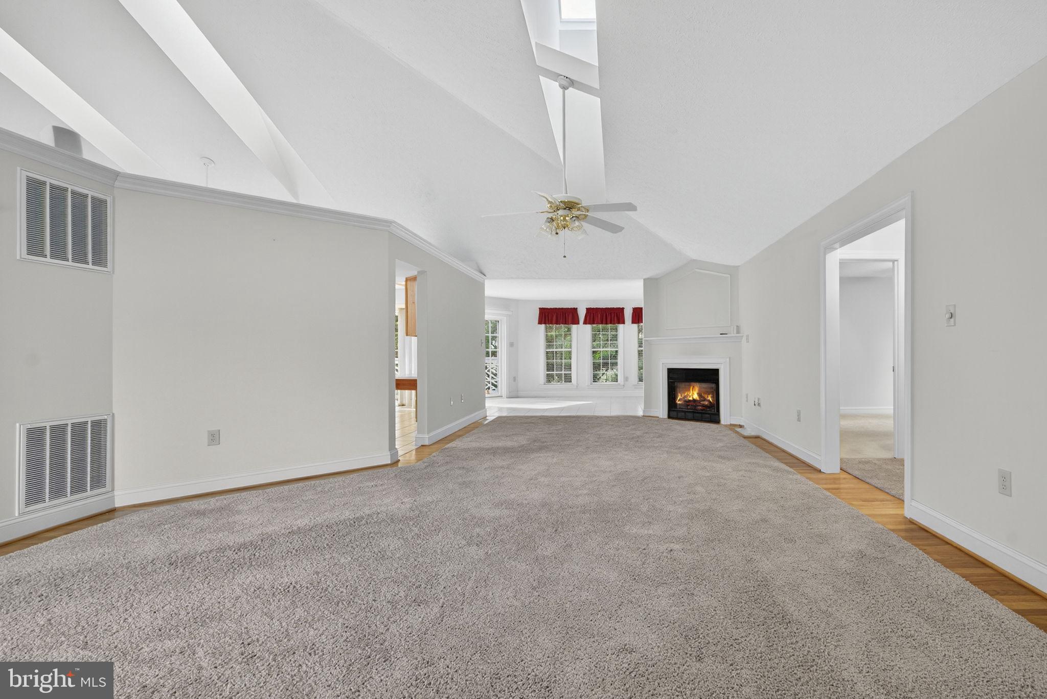 OAKDALE CROSSING - Residential