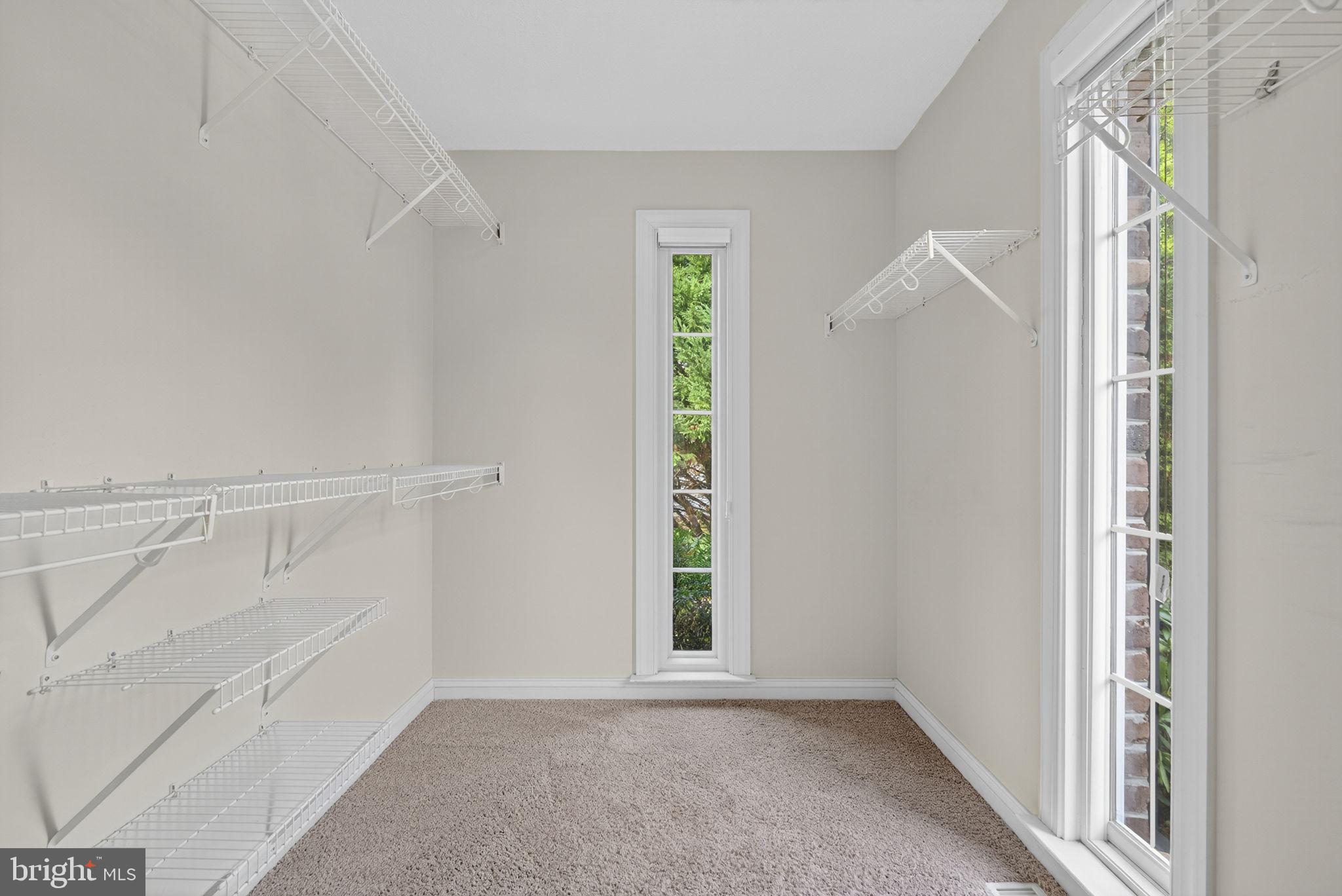 OAKDALE CROSSING - Residential