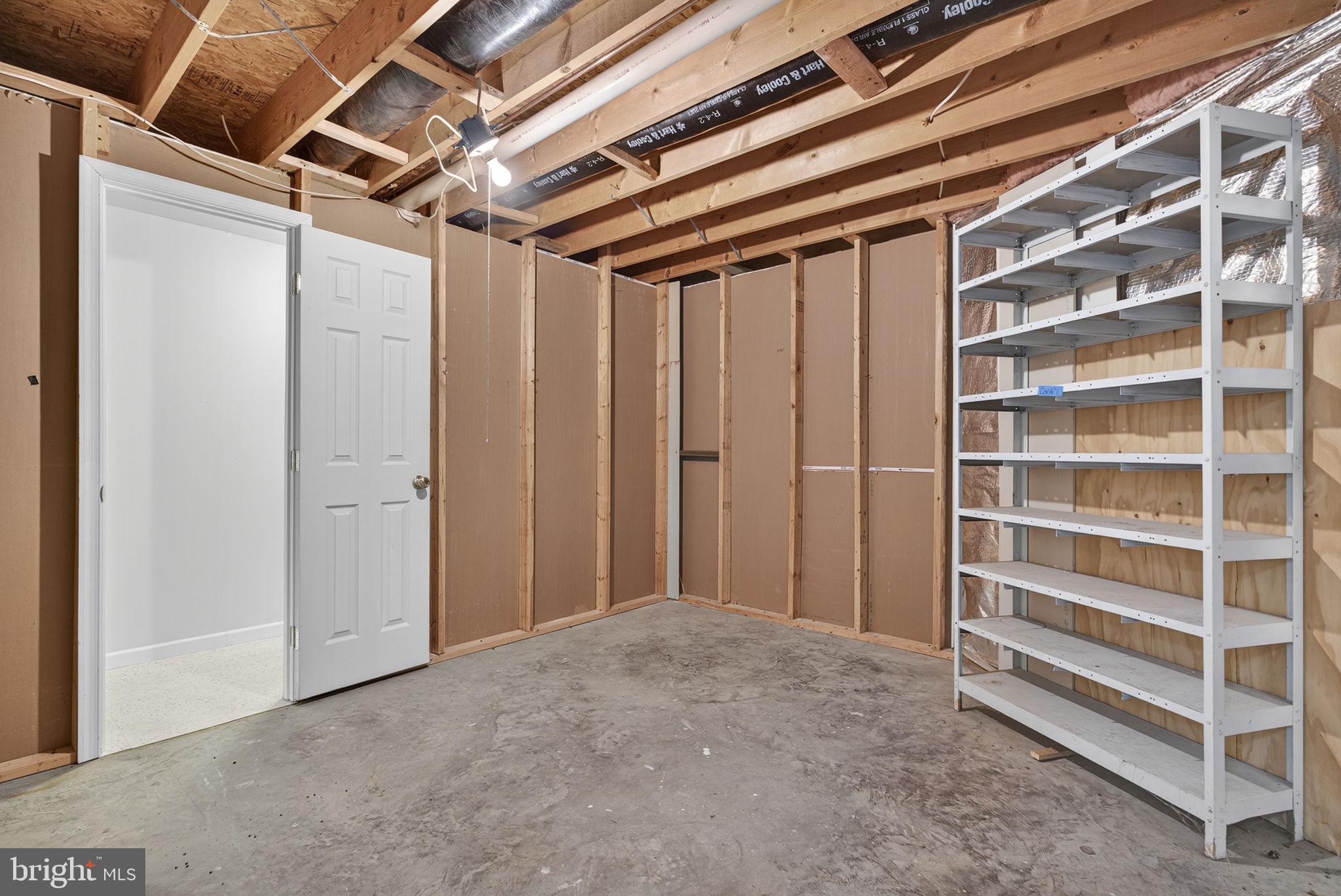 OAKDALE CROSSING - Residential