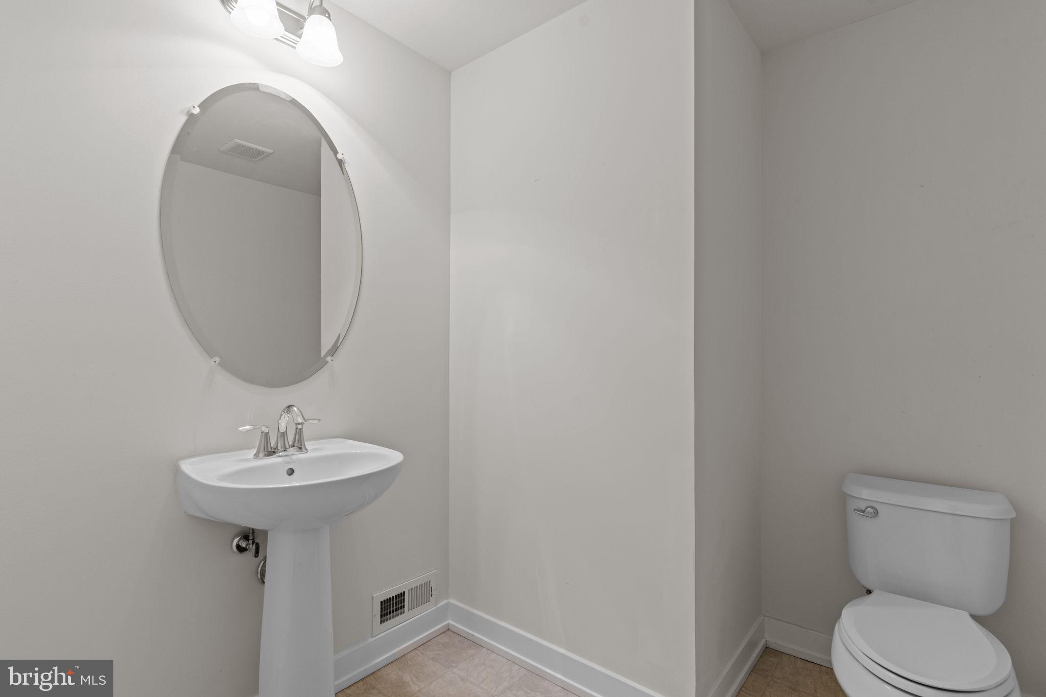 WATERSIDE - Residential