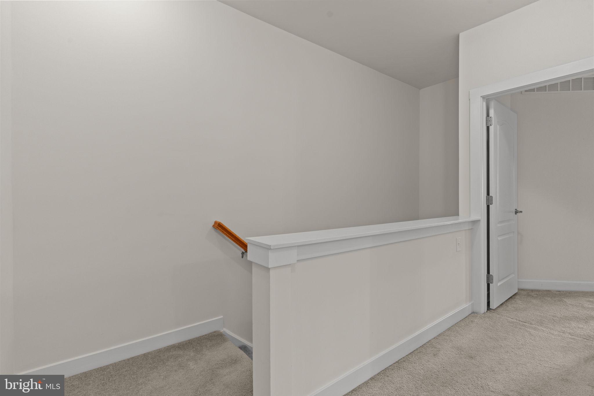 WATERSIDE - Residential