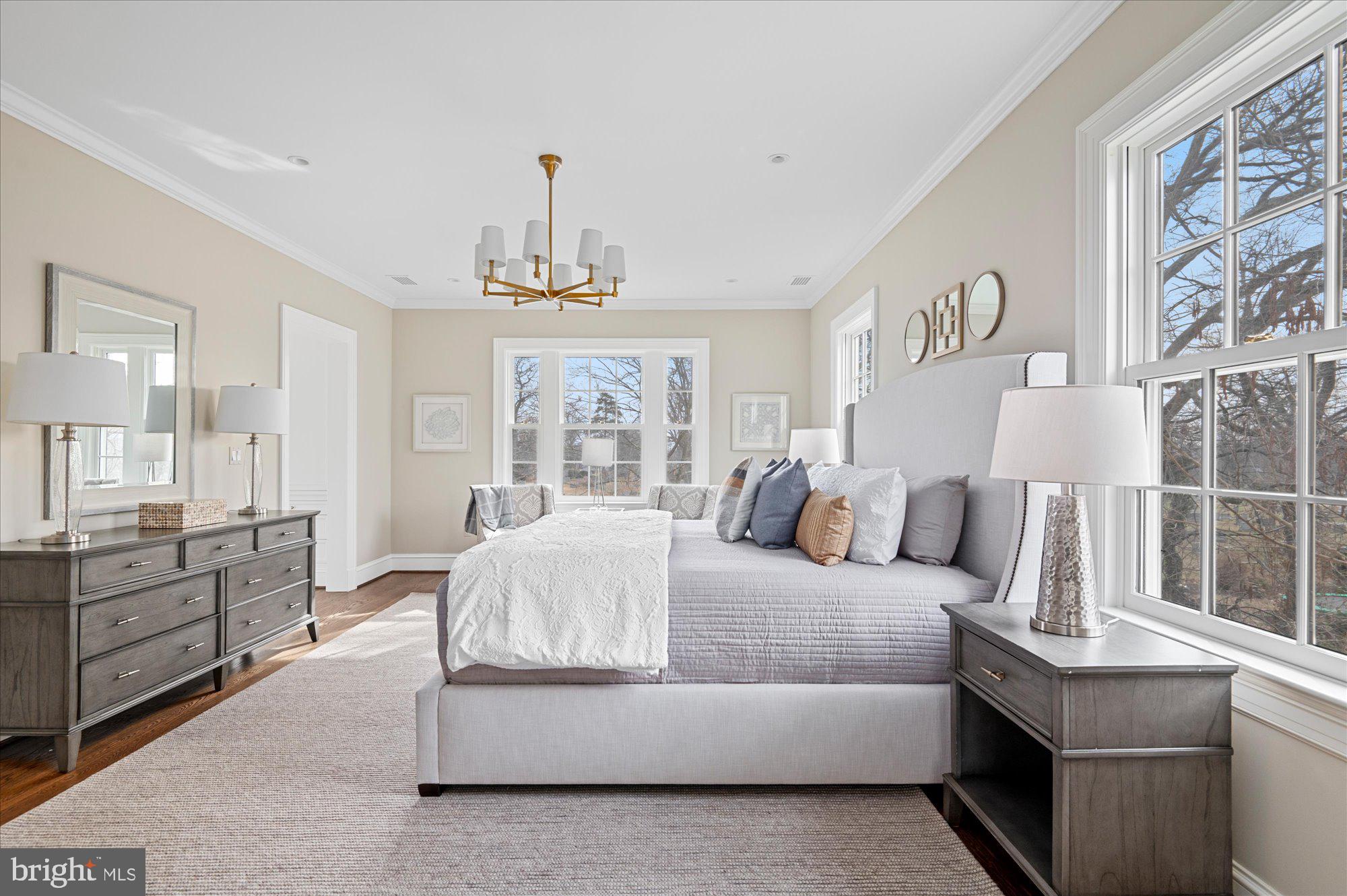 ASHTON HEIGHTS - Residential