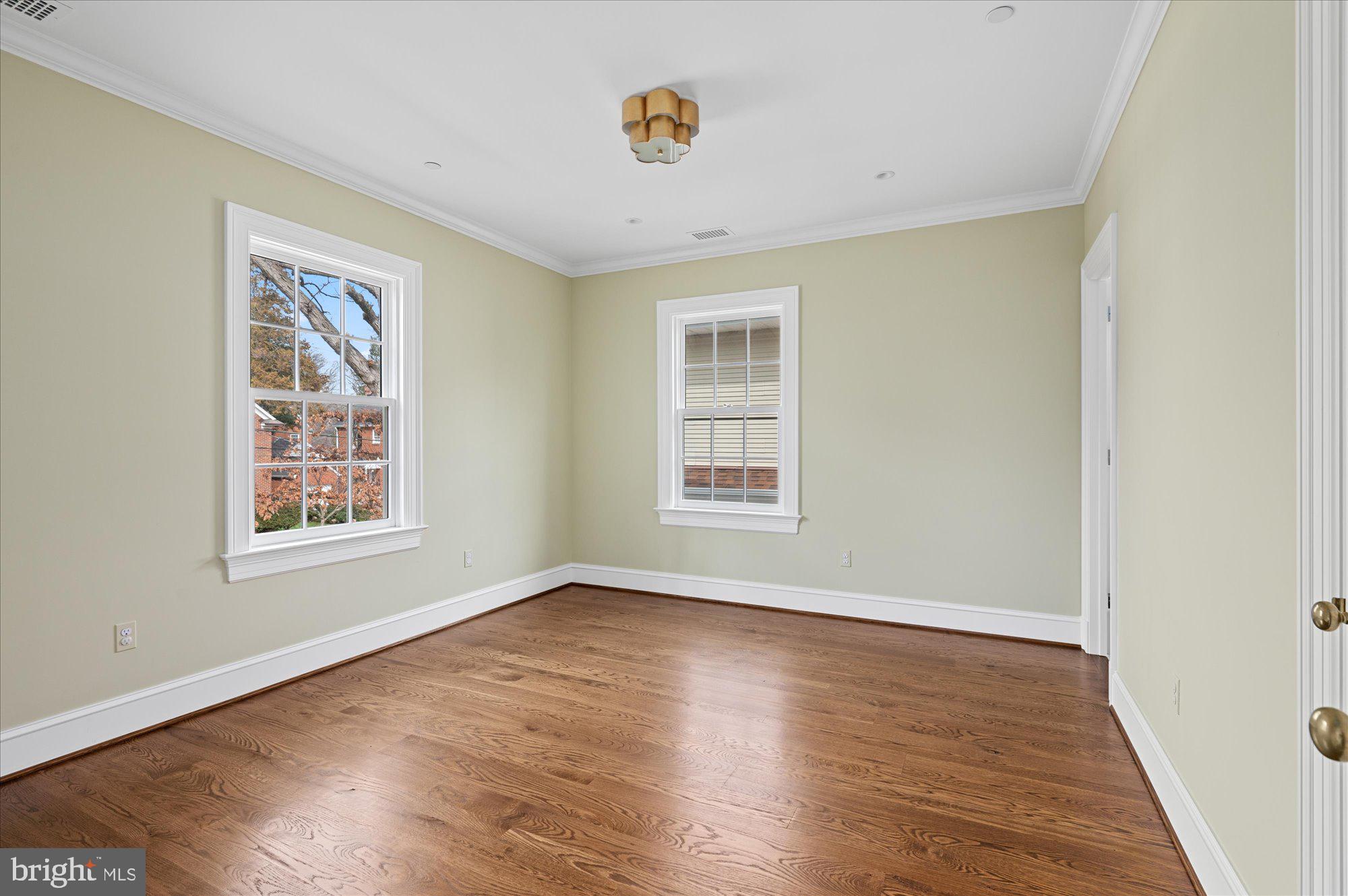 ASHTON HEIGHTS - Residential