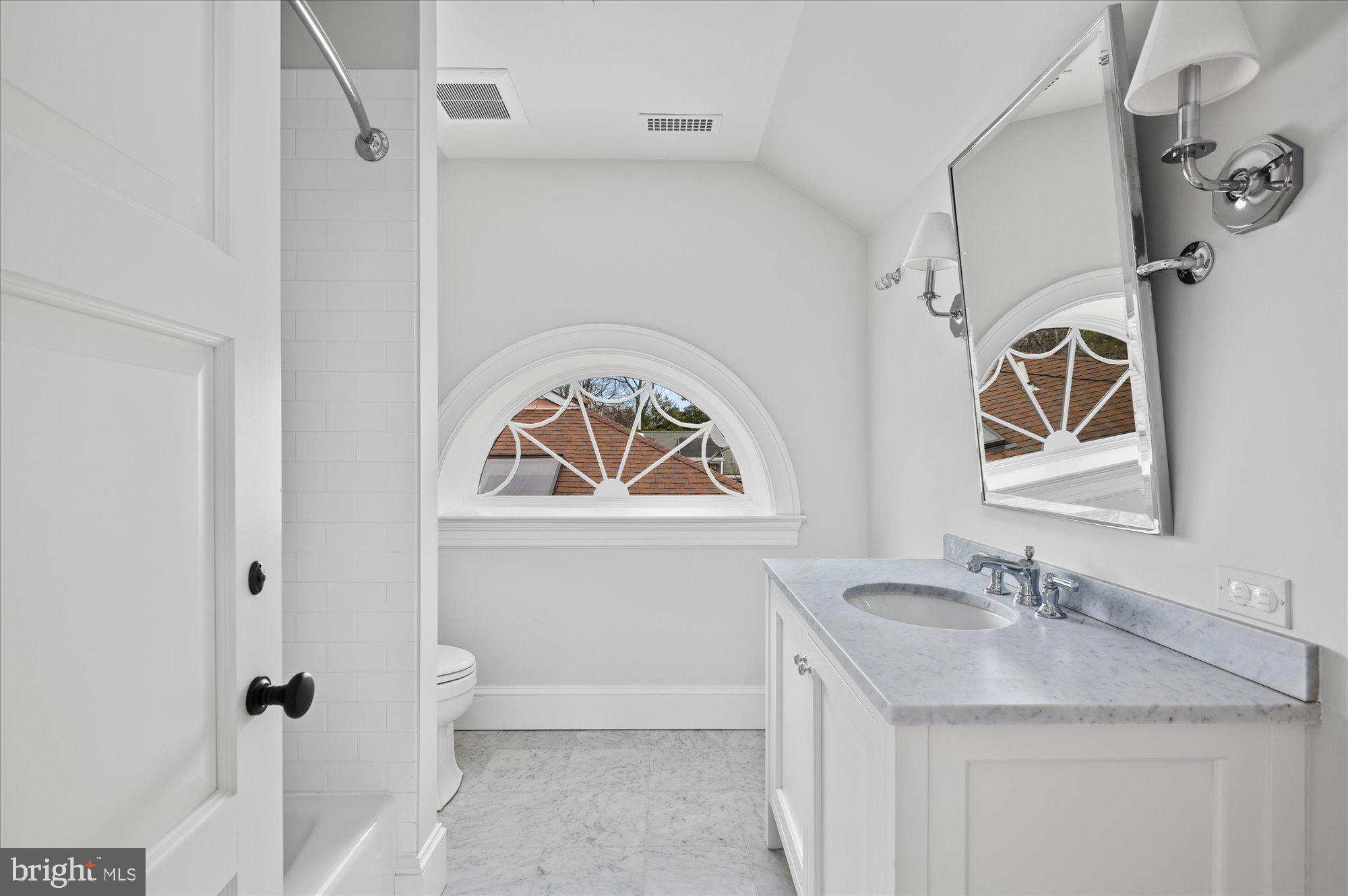 ASHTON HEIGHTS - Residential