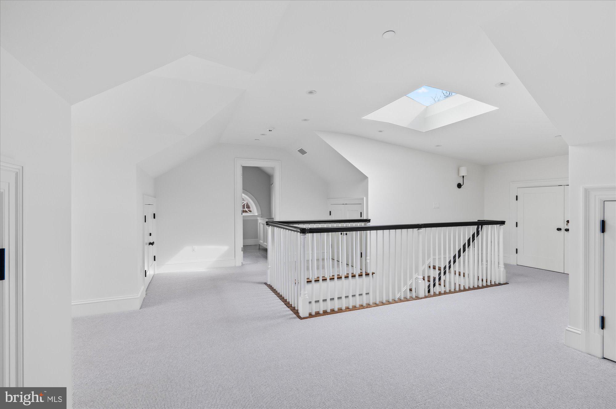 ASHTON HEIGHTS - Residential