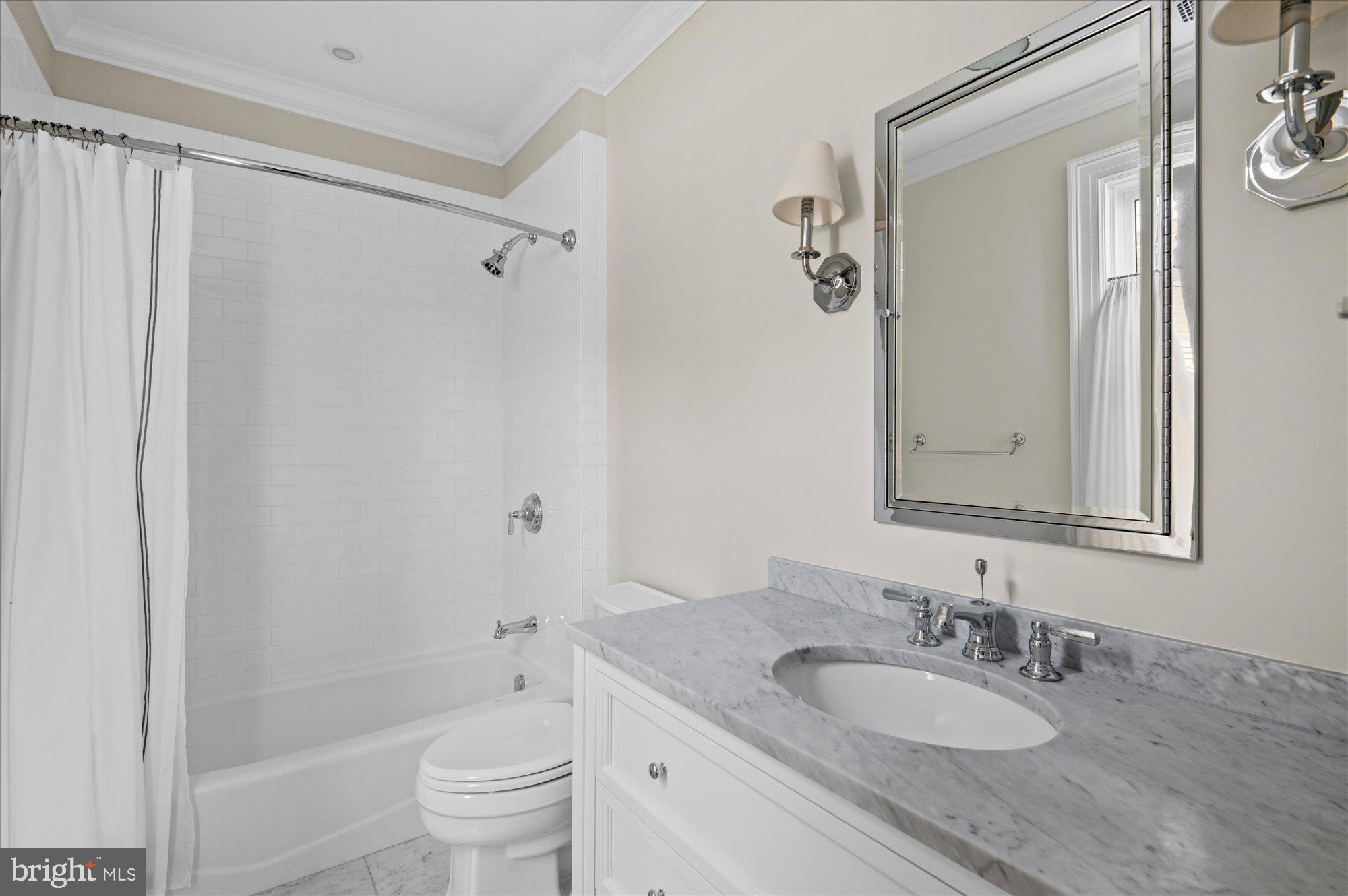 ASHTON HEIGHTS - Residential