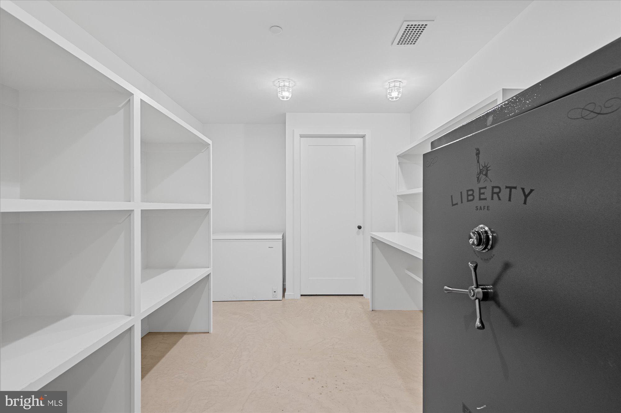 ASHTON HEIGHTS - Residential