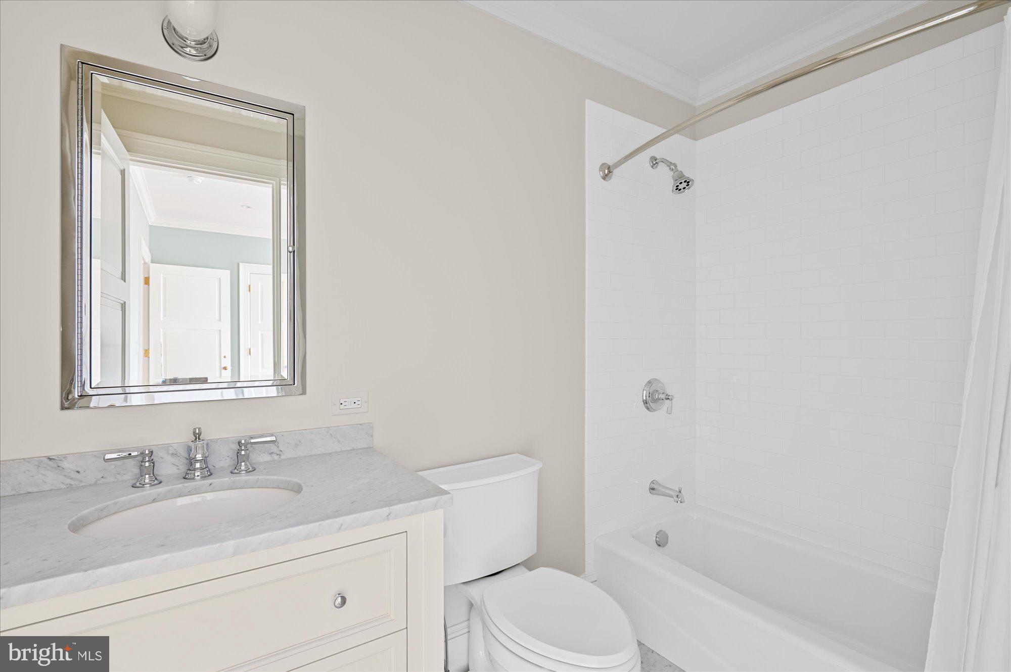 ASHTON HEIGHTS - Residential