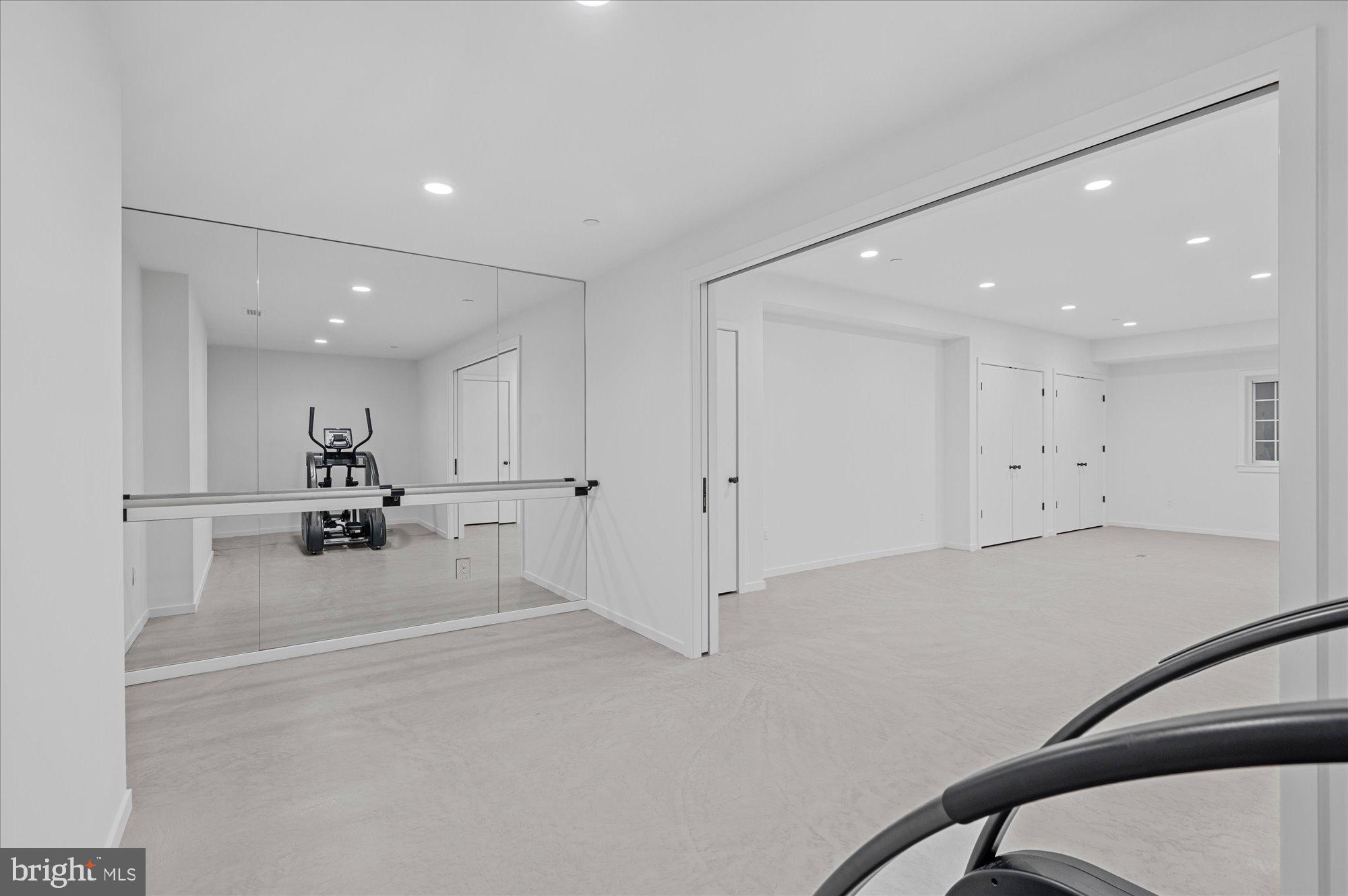 ASHTON HEIGHTS - Residential