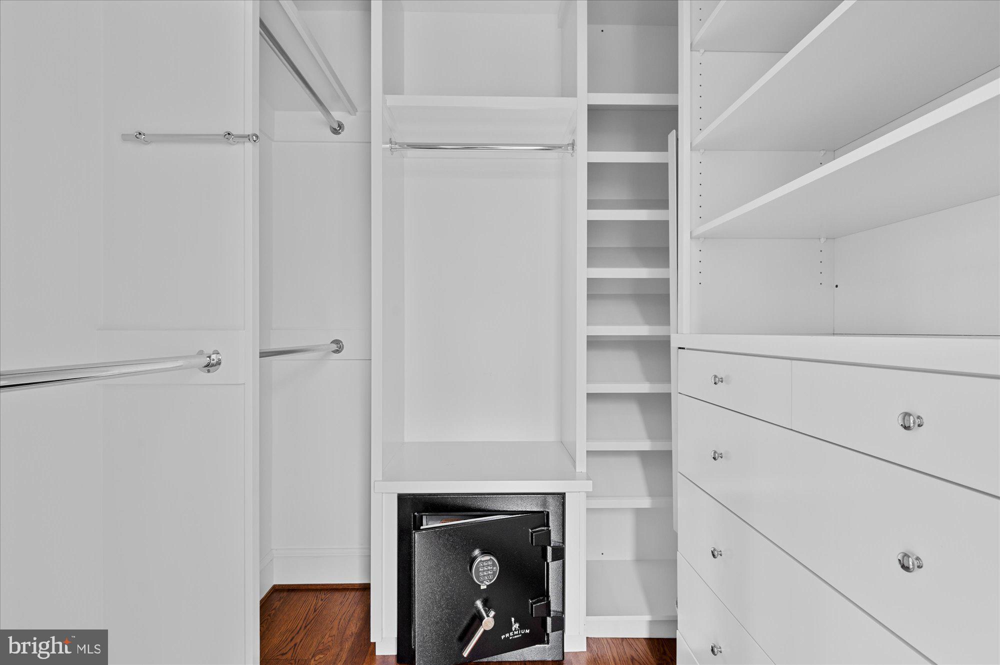 ASHTON HEIGHTS - Residential