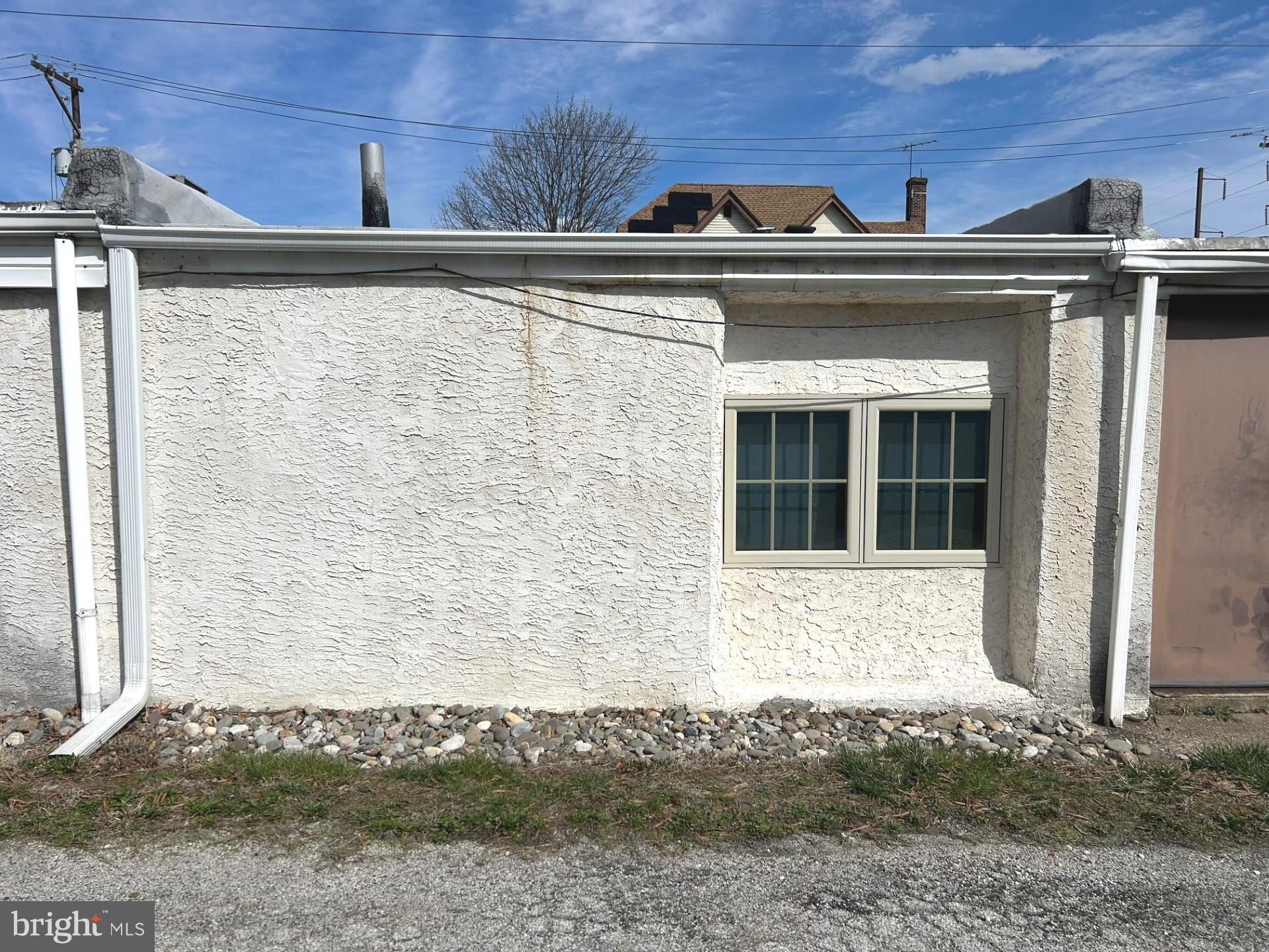 LANSDOWNE - Residential Lease