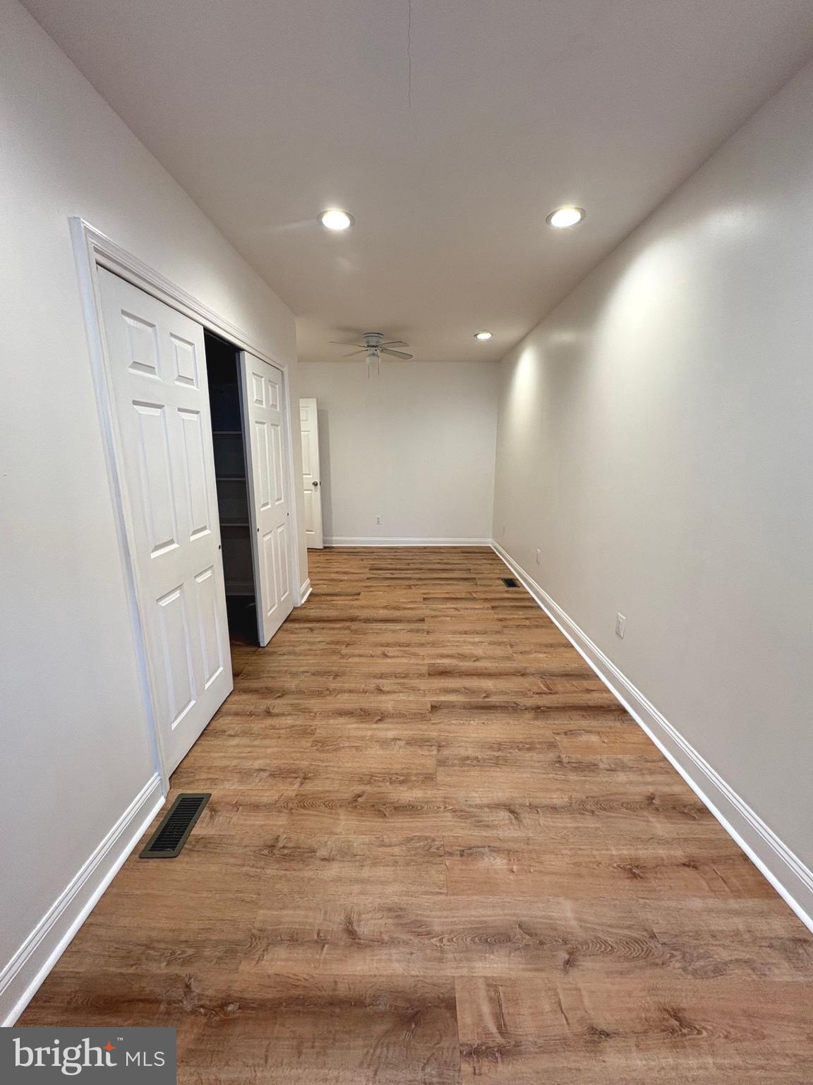 LANSDOWNE - Residential Lease