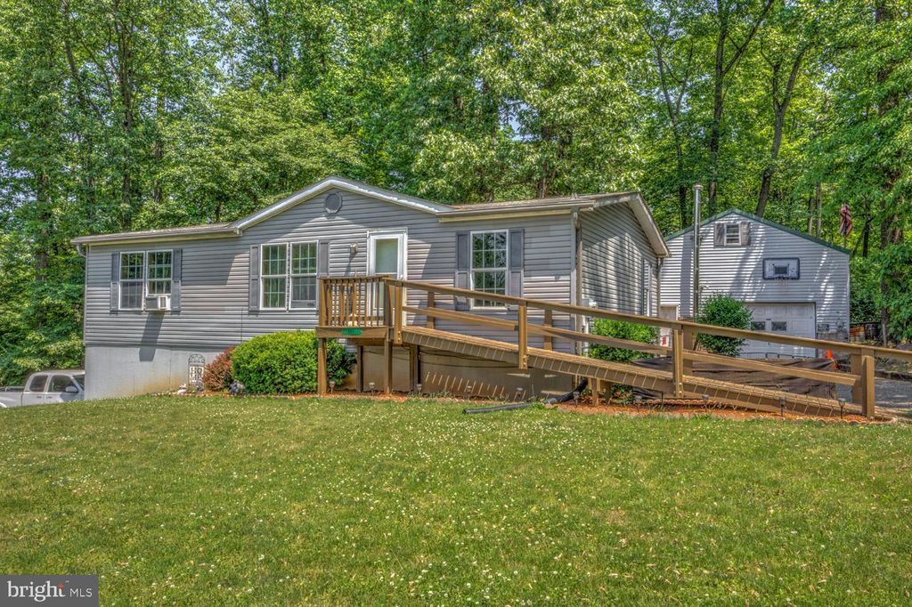Photo of 685 YELLOW HILL RD, NARVON, PA 17555 (MLS # PALA2035792)