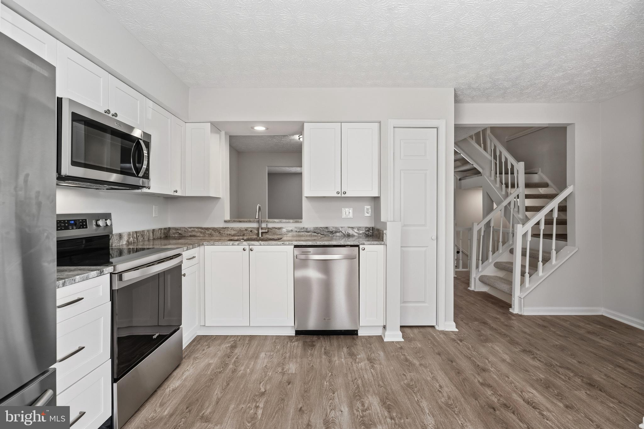 KINGS MEADE - Residential