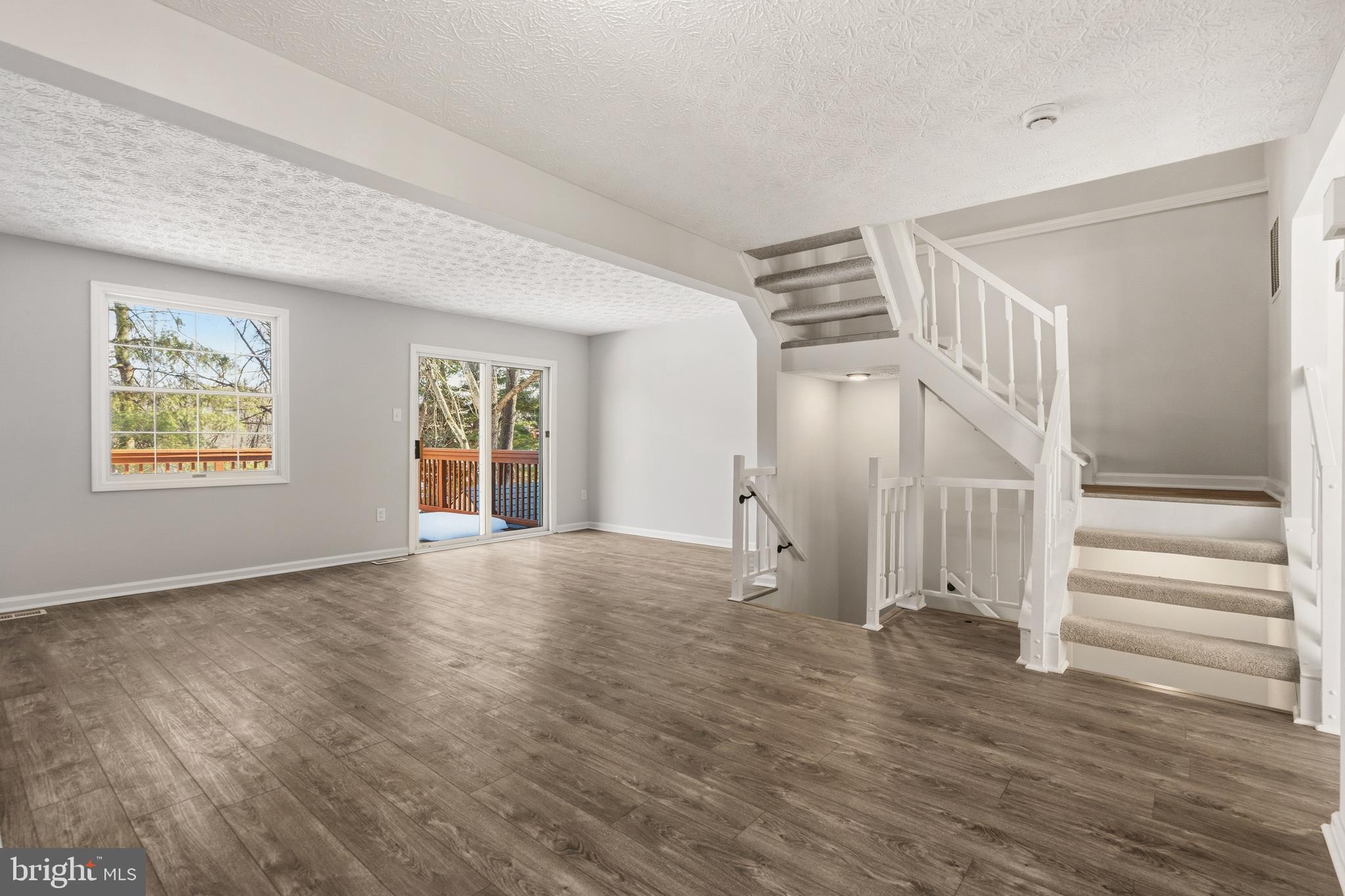 KINGS MEADE - Residential