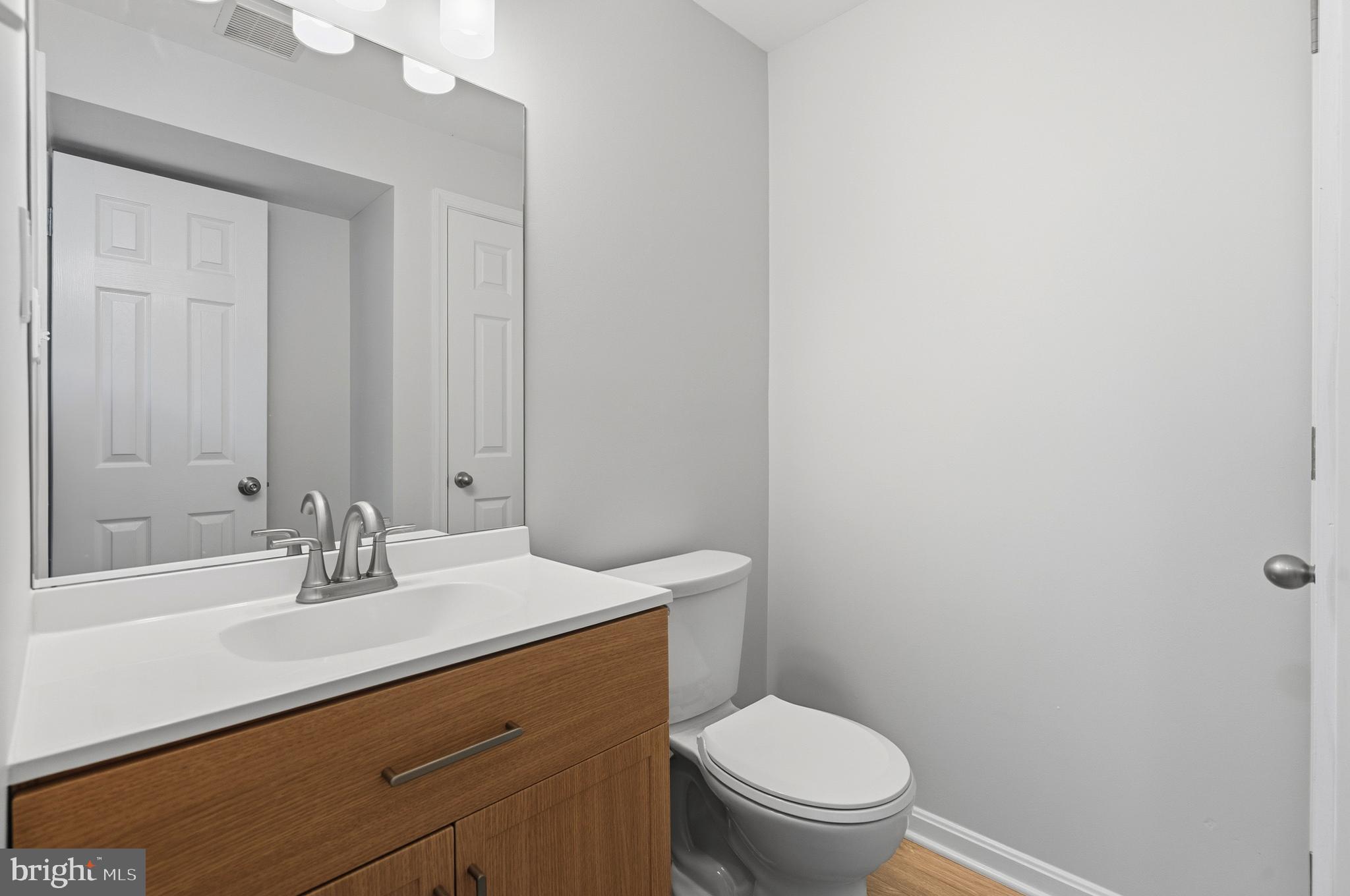 KINGS MEADE - Residential