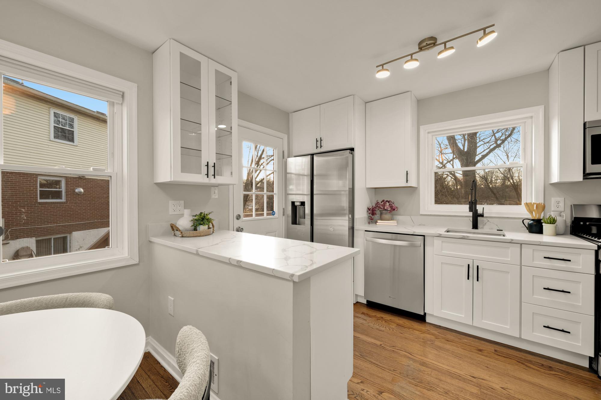 VIRGINIA HILLS - Residential