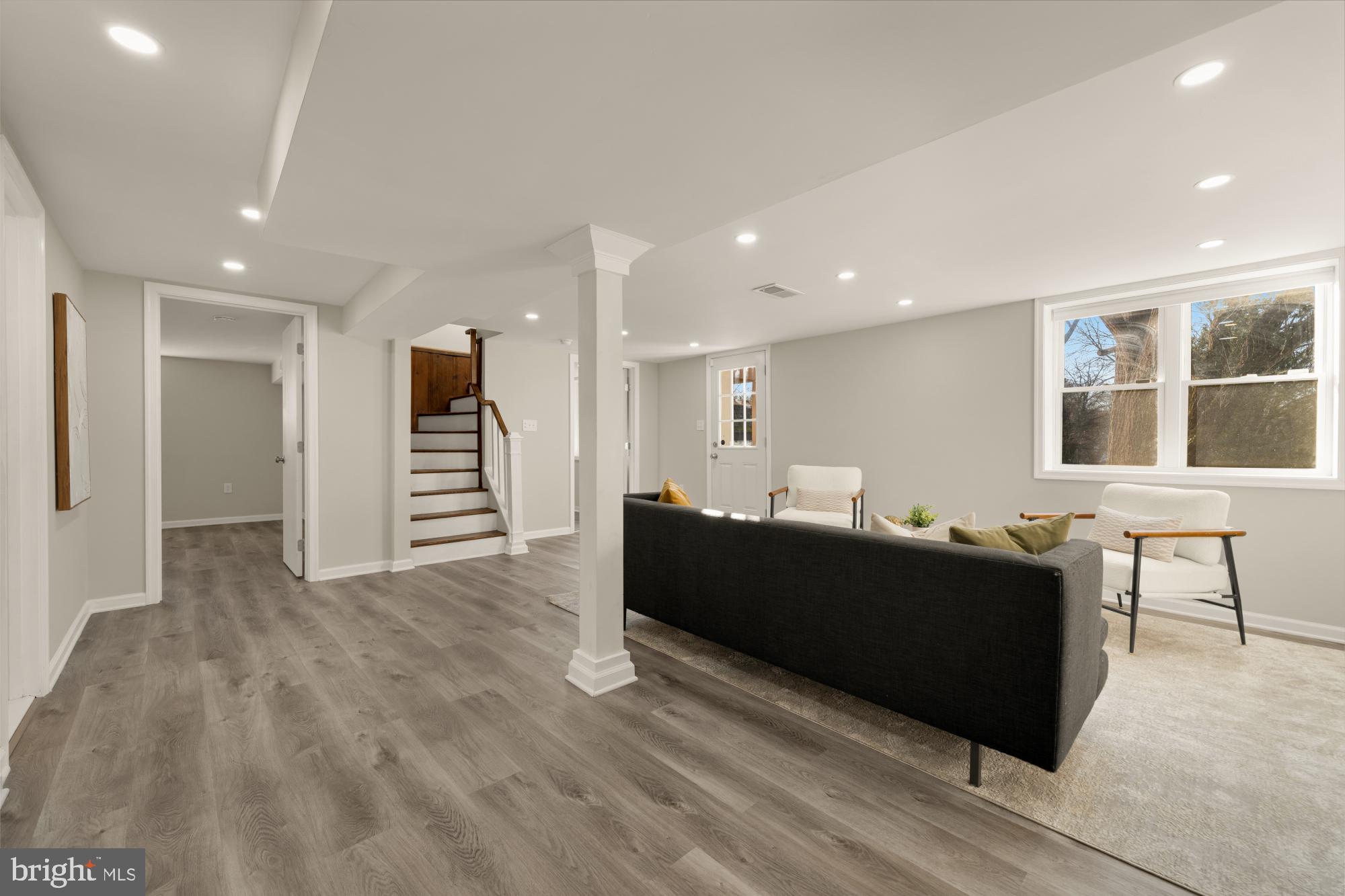 VIRGINIA HILLS - Residential