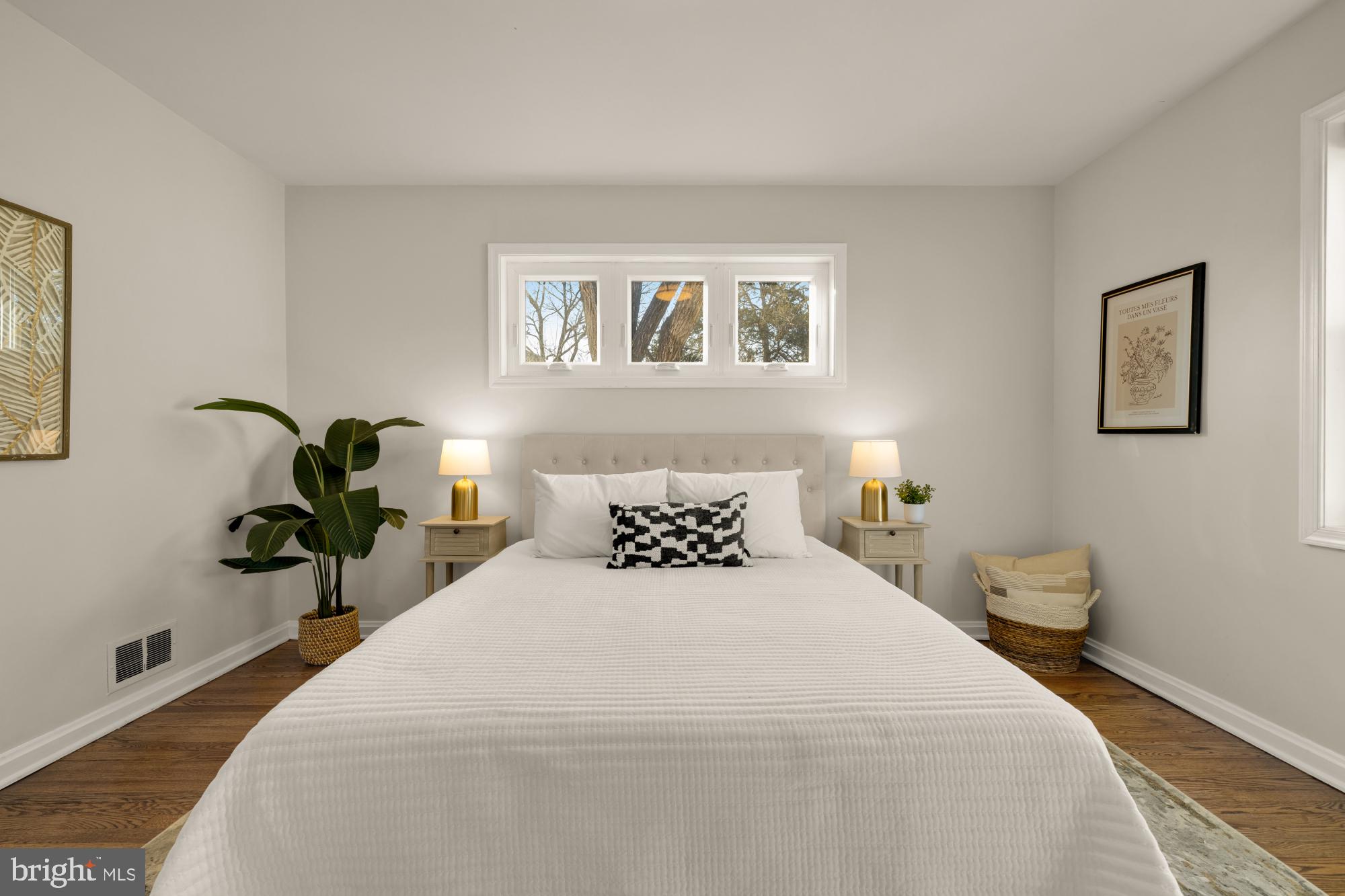 VIRGINIA HILLS - Residential