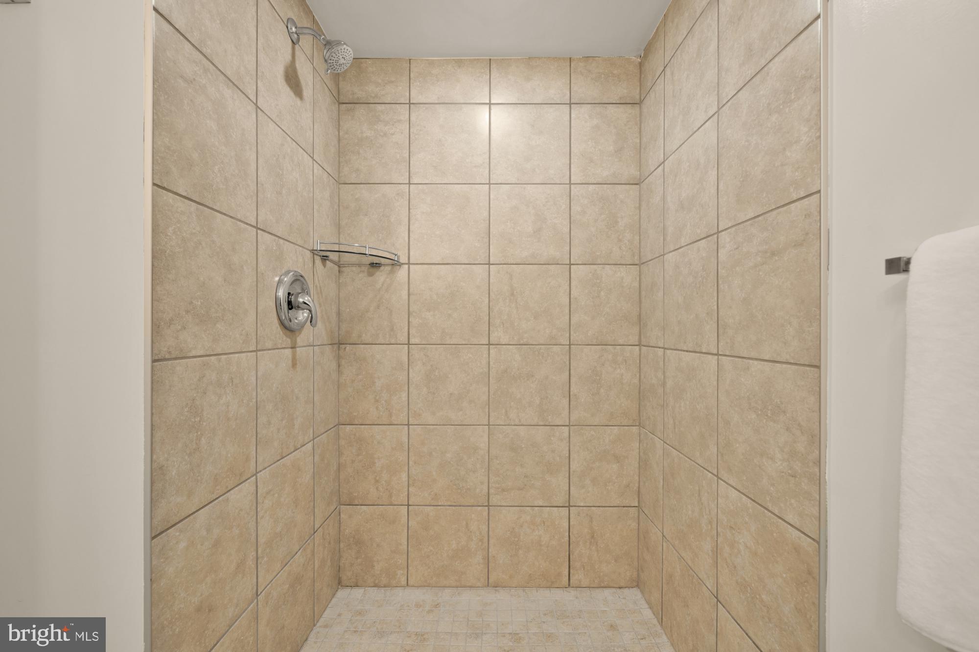 VIRGINIA HILLS - Residential