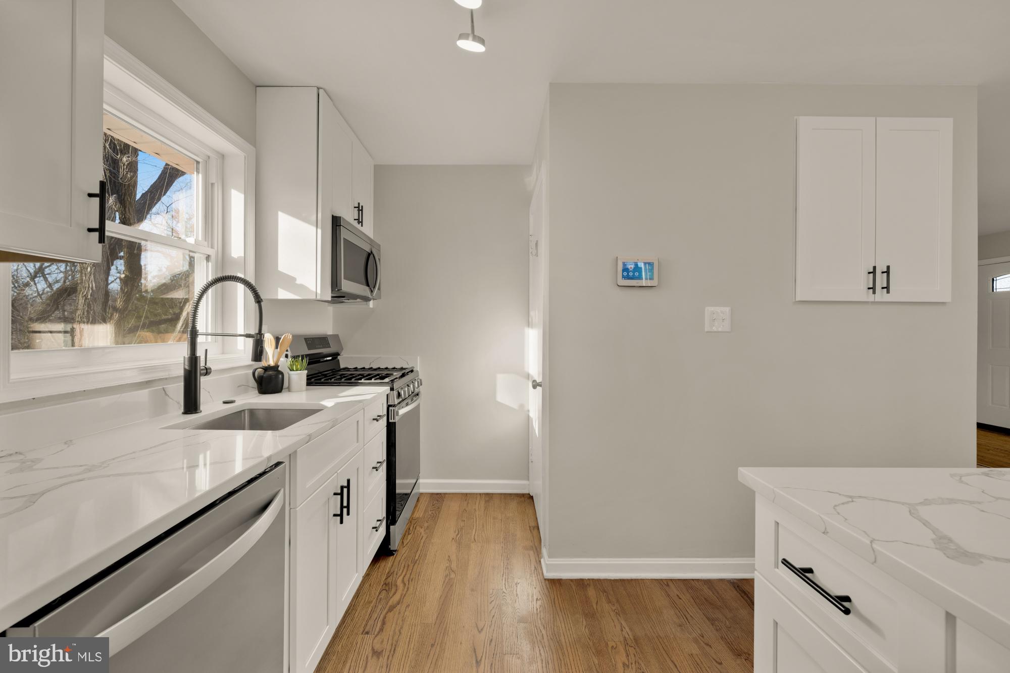 VIRGINIA HILLS - Residential